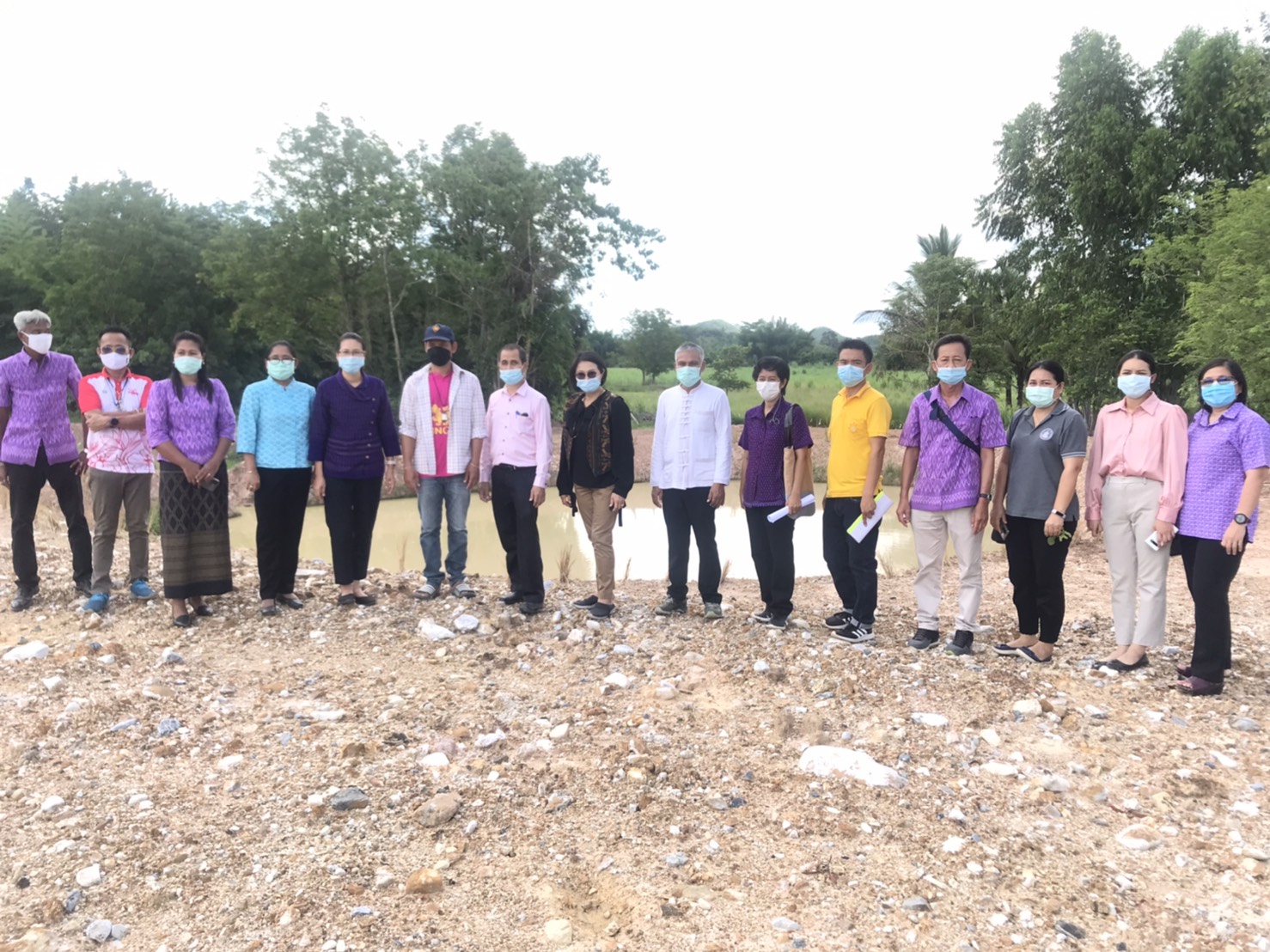 คณะกรรมการระดับจังหวัดลงพื้นที่หนองปรือ คัดกองทุนพัฒนาบทบาทสตรีดีเด่น