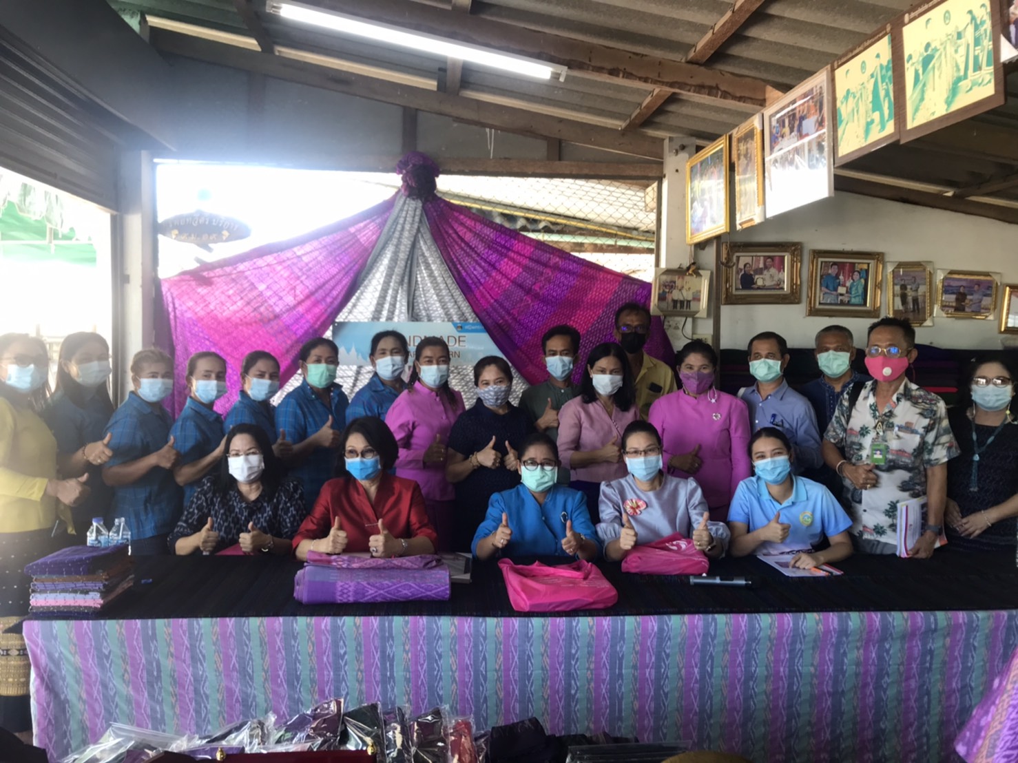 คณะกรรมการลงพื้นที่อำเภอห้วยกระเจาคัดเลือกคนกองทุนพัฒนาบทบาทสตรีดีเด่นระดับจังหวัด