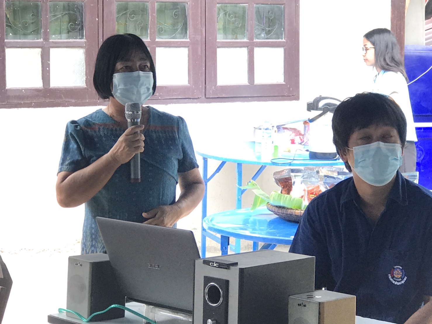 คณะกรรมการลงพื้นที่อำเภอศรีสวัสดิ์ คัดเลือกคนกองทุนพัฒนาบทบาทสตรีดีเด่นระดับจังหวัด