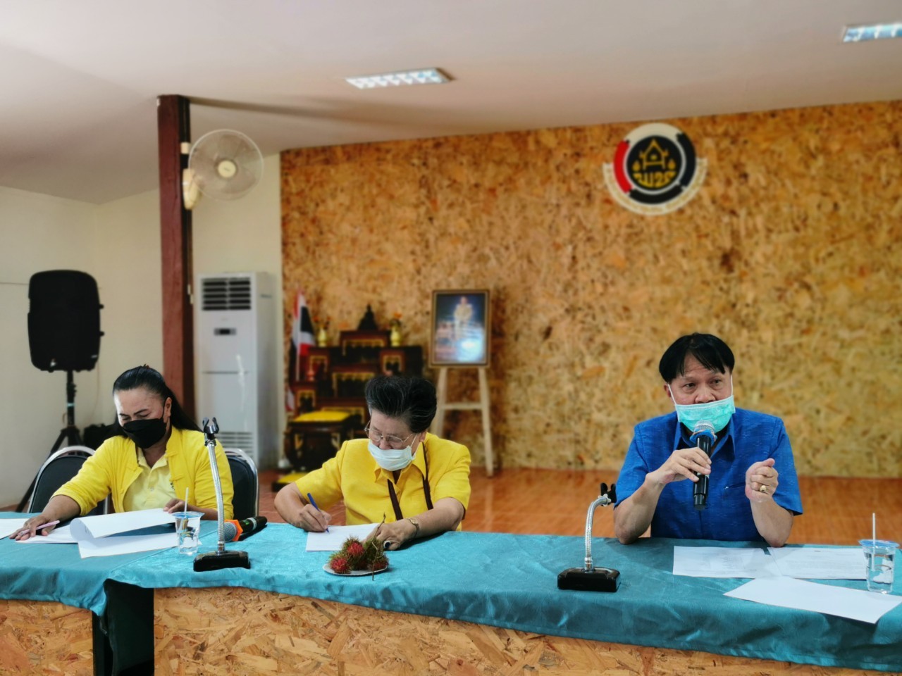พช.กาญจน์ร่วมกับสตรี จัดกิจกรรมสตรีกาญจน์รวมใจ ทำความดีถวายองค์ราชัน (สร้างความมั่นคงทางอาหาร สู้ภัยโควิด) ครั้งที่ 1
