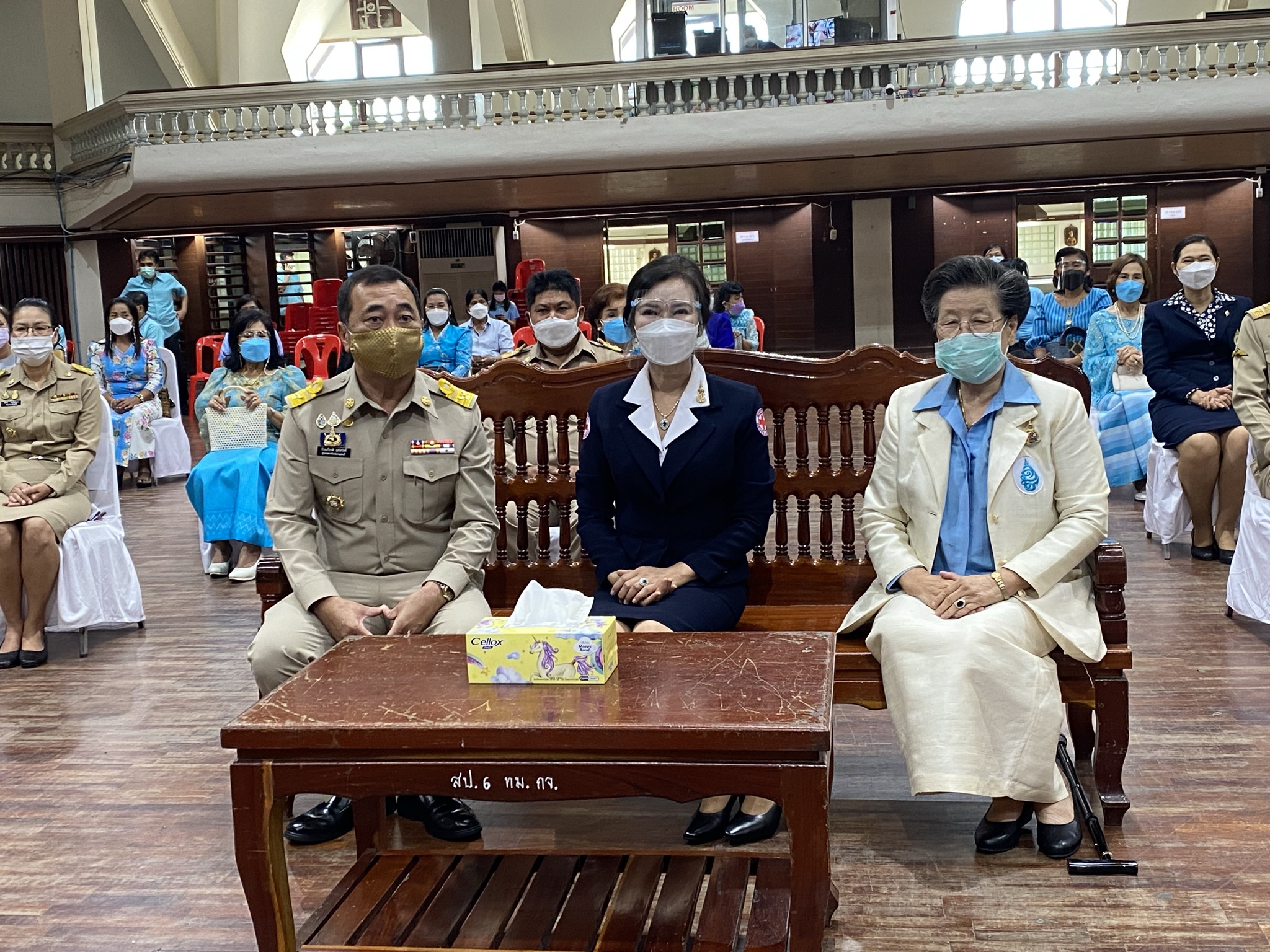 กิจกรรมโครงการน้ำพระทัยพระราชทานส่วนภูมิภาค สมาคมสภาสังคมสงเคราะห์ฯ 76 จังหวัด ประจำปี 2564 และกิจกรรม “รวมใจแม่และสตรีไทย ปันน้ำใจ สู้ภัยโควิด – 19” เพื่อเฉลิมพระเกียรติพระบาทสมเด็จพระวชิรเกล้าเจ้าอยู่หัวและสมเด็จพระนางเจ้าสิริกิติ์ พระบรมราชินีนาถ พระบรมราชชนนีพันปีหลวง