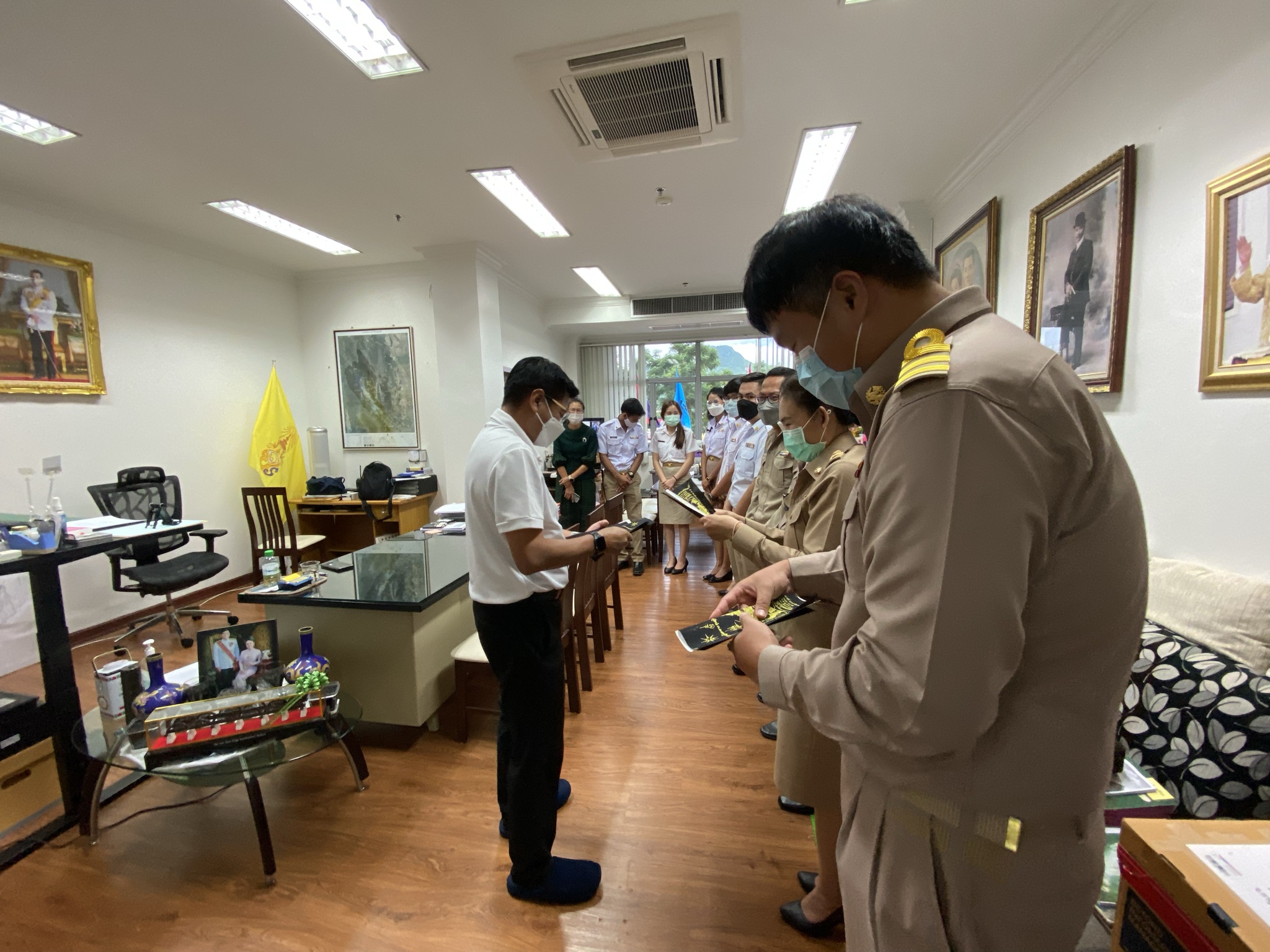 พช.กาญจน์ ต้อนรับน้องใหม่ เสริมทีมเตรียมลุยงานพัฒนาชุมชน
