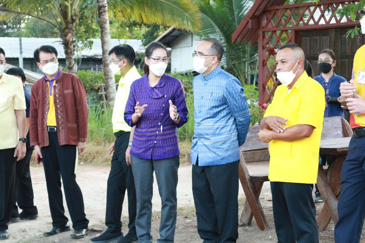 ปลัดกระทรวงมหาดไทย ลงพื้นที่เยี่ยมชมความสำเร็จแปลง CLM ไร่รักถิ่น อำเภอสังขละบุรี เตรียมพัฒนาสู่แลนด์มาร์คแห่งการเรียนรู้ใหม่ของเมืองกาญจน์