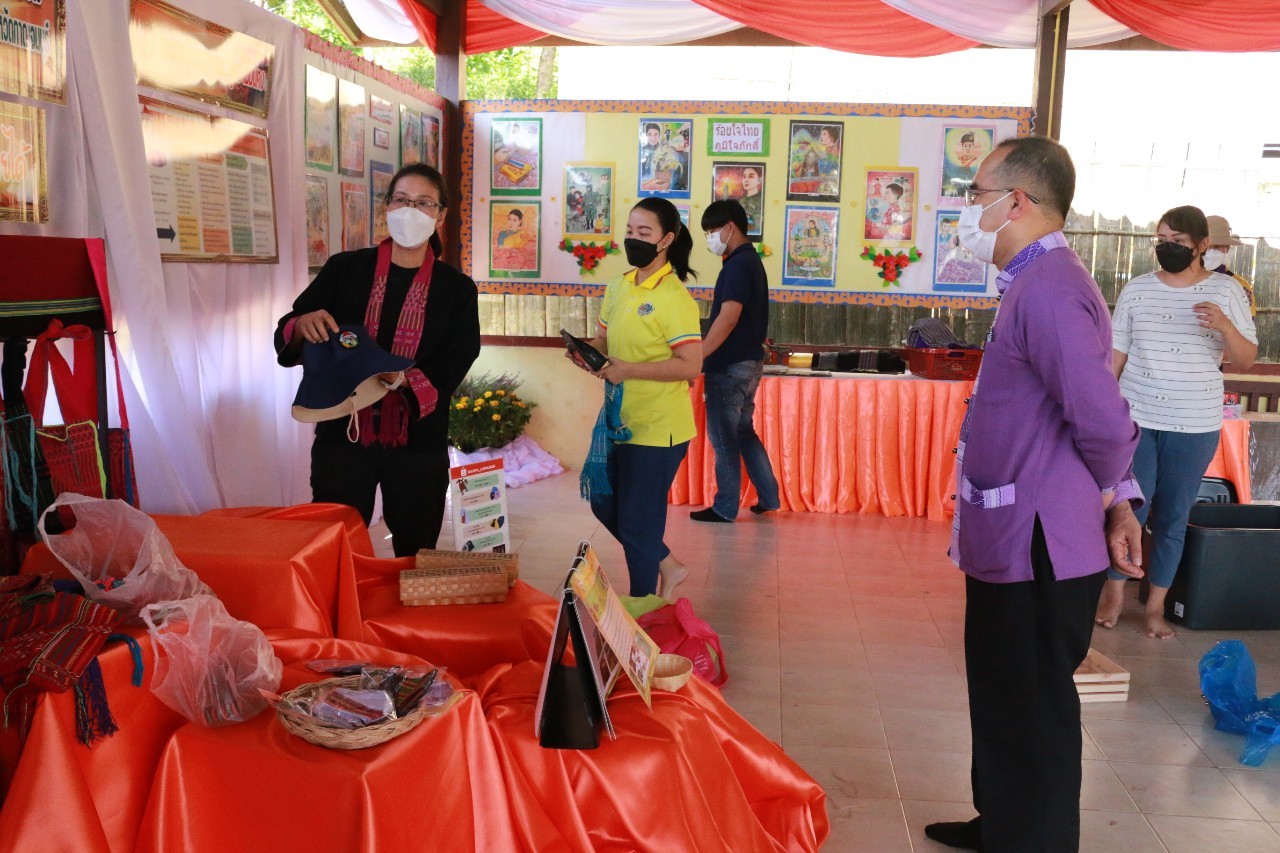 CDD@KAN>>>อธิบดีกรมการพัฒนาชุมชน ลงพื้นที่สังขละบุรีติดตามความก้าวหน้างานพัฒนาชุมชนในพื้นที่เขตชายแดนและติดตามความก้าวหน้าโครงการพัฒนาชุมชนในเขตรักษาพันธุ์สัตว์ป่าและอุทยานแห่งชาติ จังหวัดกาญจนบุรีบ้านไล่โว่ – สาละวะ