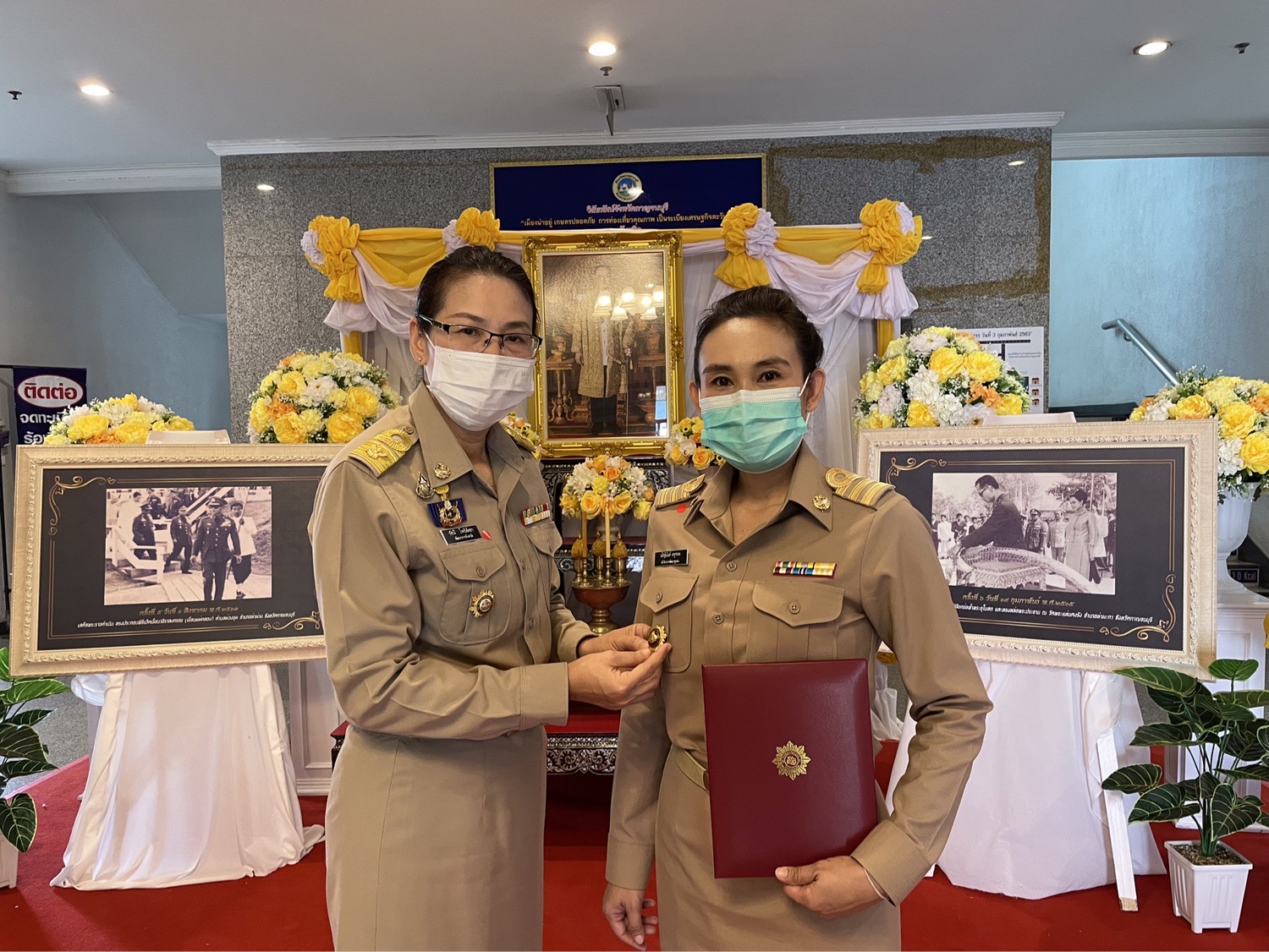 ผู้ว่าราชการจังหวัดกาญจนบุรี เป็นประธานในการมอบวุฒิบัตรและเข็มวิทยฐานะข้าราชการที่อยู่ระหว่างทดลองปฏิบัติหน้าที่ราชการ หลักสูตรพัฒนากรก่อนประจำการ รุ่นที่ 118