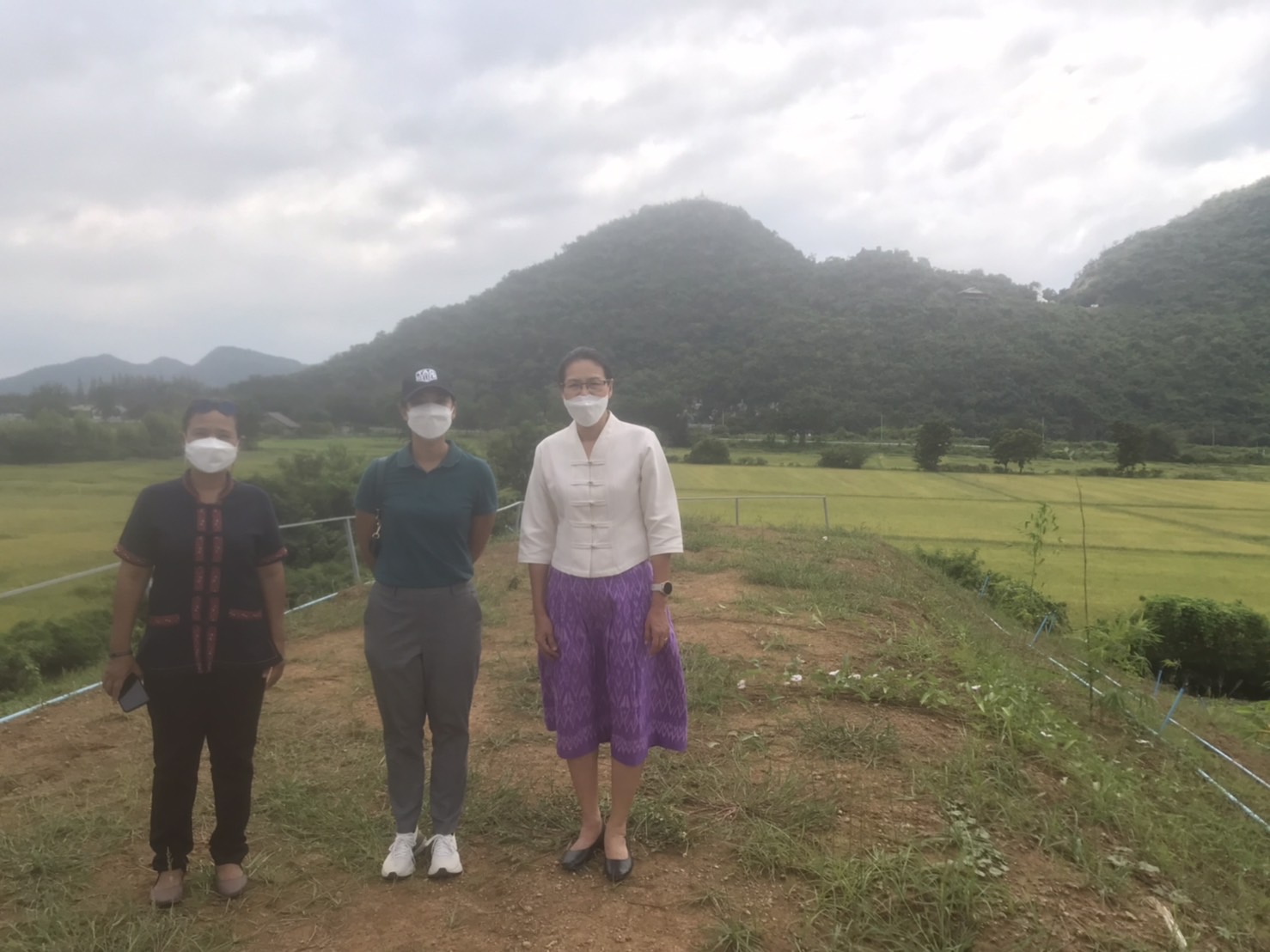 พจ.กาญจน์ ลงพื้นที่ติดตามความก้าวหน้า แปลง โคก หนอง นา (CLM) ของนายอนวัจน์ แม้นทิม
