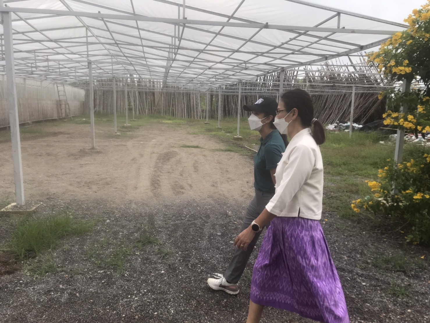 พจ.กาญจน์ ลงพื้นที่ติดตามความก้าวหน้า แปลง โคก หนอง นา (CLM) ของนายอนวัจน์ แม้นทิม