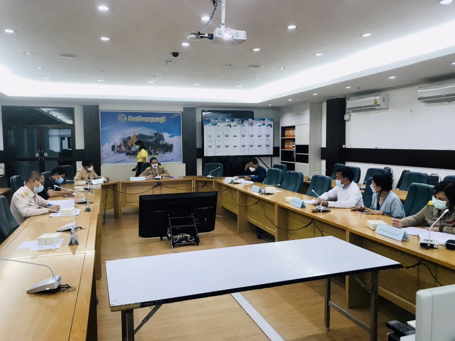 พช.กาญจน์ จัดประชุมเตรียมความพร้อมผู้ประกอบการ ชาวจังหวัดกาญจนบุรี เพื่อกระตุ้นเศรษฐกิจ งานสัปดาห์สะพานข้ามแม่น้ำแคว