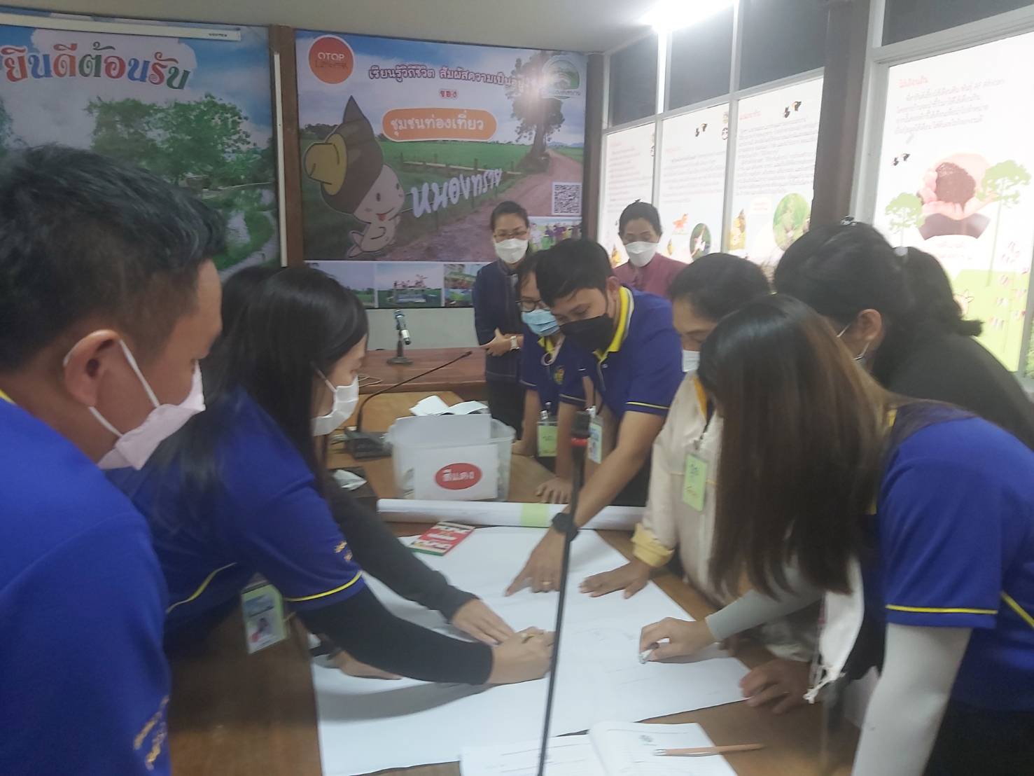 พัฒนาการจังหวัดกาญจน์ ร่วมพบปะพูดคุยและสร้างความใจการทำงาน แก่ นักพัฒนาชุมชนของกรมส่งเสริมการปกครองส่วนท้องถิ่น