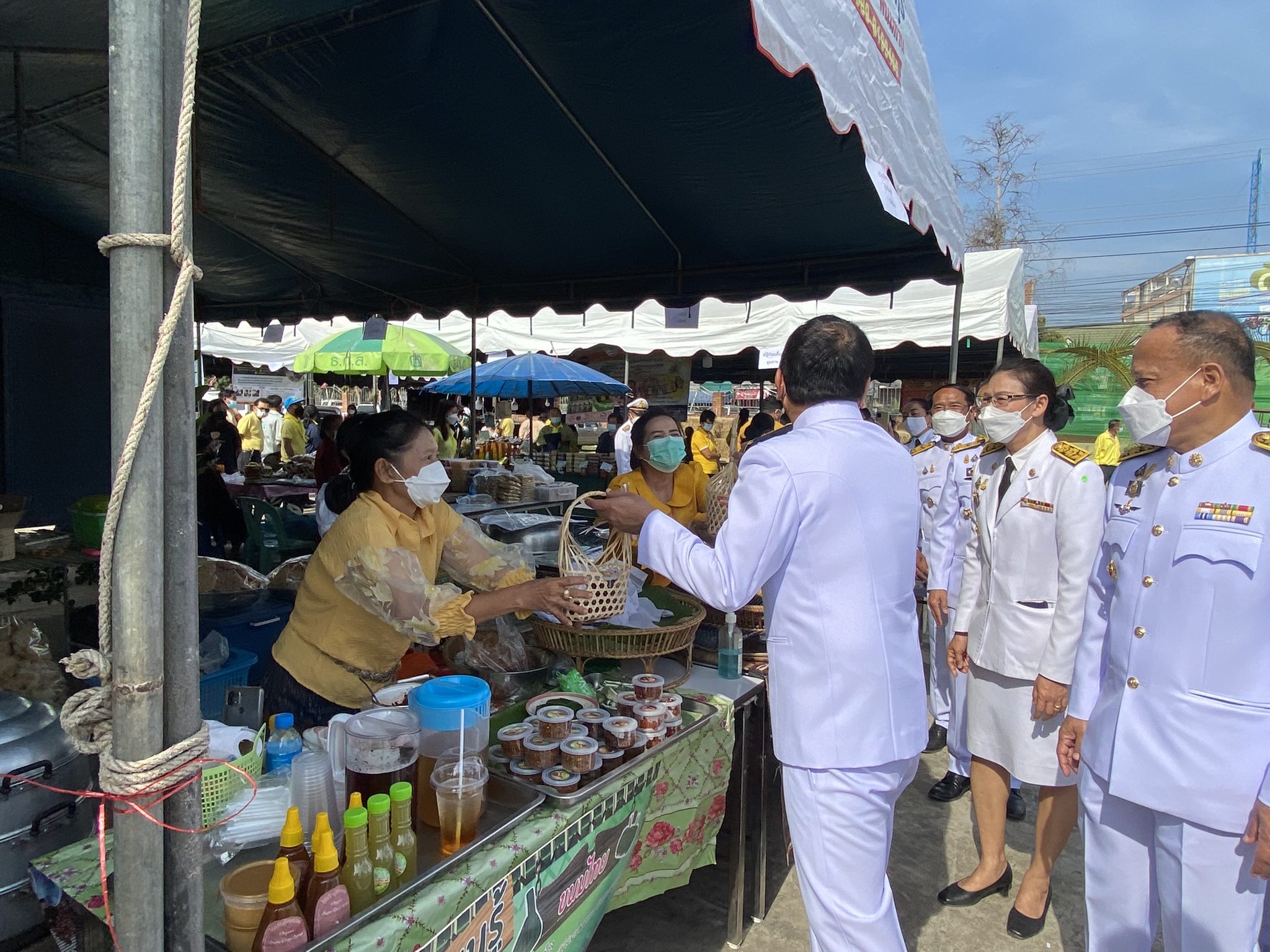 “พช.กาญจน์ ร่วมแสดงผลสำเร็จโคกหนองนาในงานวันดินโลก 64”