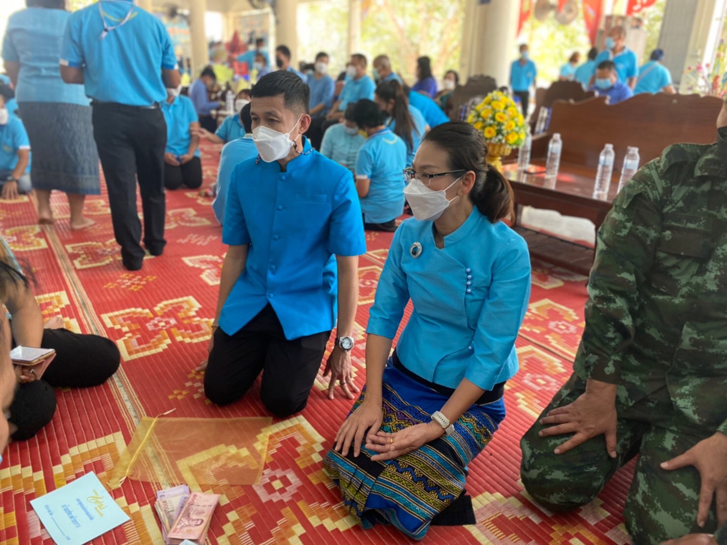 “พัฒนาการจังหวัดกาญจนบุรี ร่วมพิธีใหญ่ทอดผ้าป่ามหากุศล ” 17 ปี กองทุนแม่ของแผ่นดิน” อำเภอไทรโยค และลงพื้นที่ให้กำลังใจผู้ผ่านการบำบัดที่ได้รับงบจาก ปปส. สร้างงาน สร้างรายได้ ไกลจากยาเสพติด”