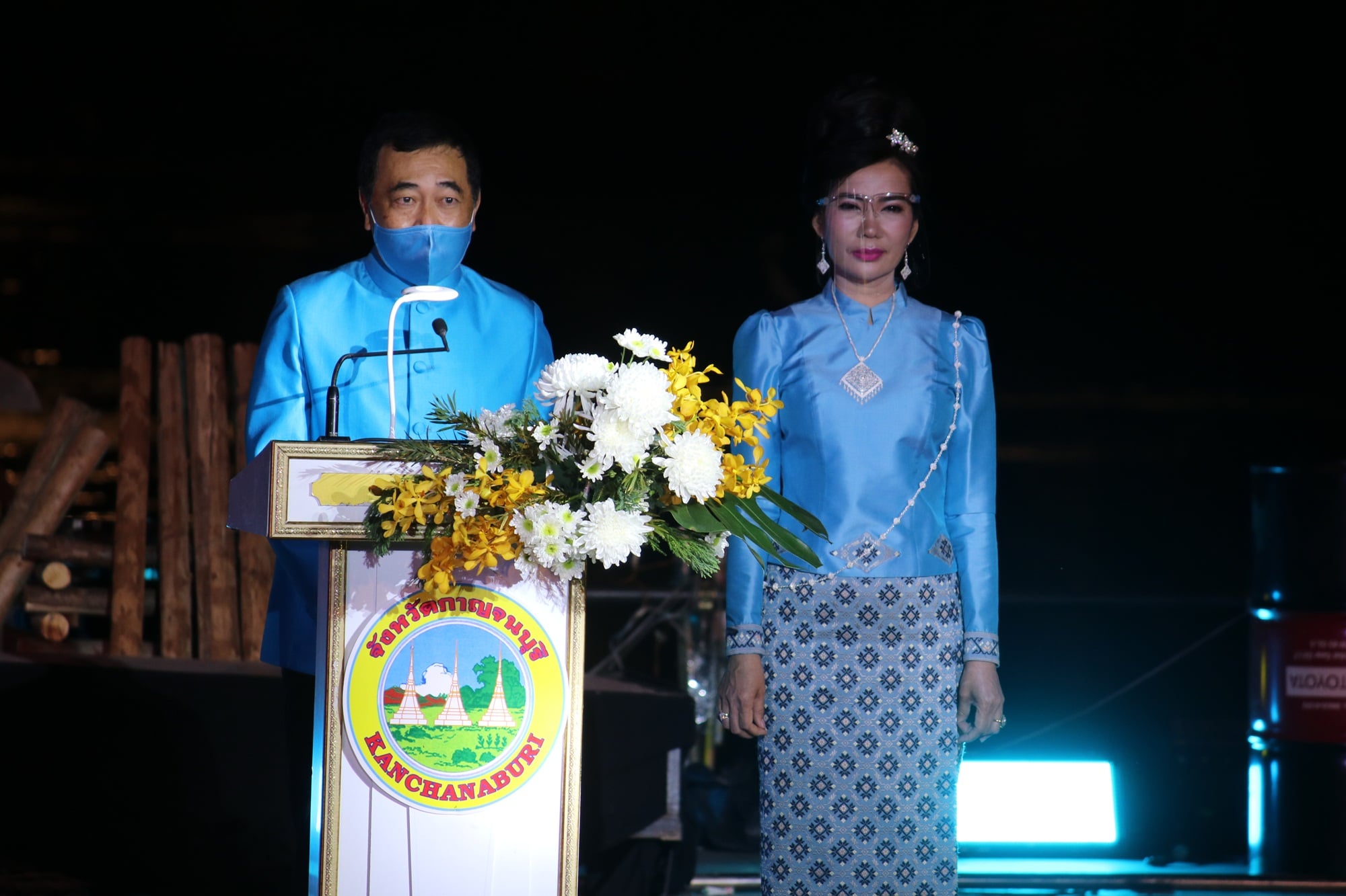 “พัฒนาชุมชนเมืองกาญจน์ ชวนพาเที่ยวงานสะพาน 64 เปิดประสบการณ์ชมความสวยงามของประวัติศาสตร์ เดินแบบผ้าไทย และชิม ช้อป ของดี ของอร่อย เมืองกาญจน์”