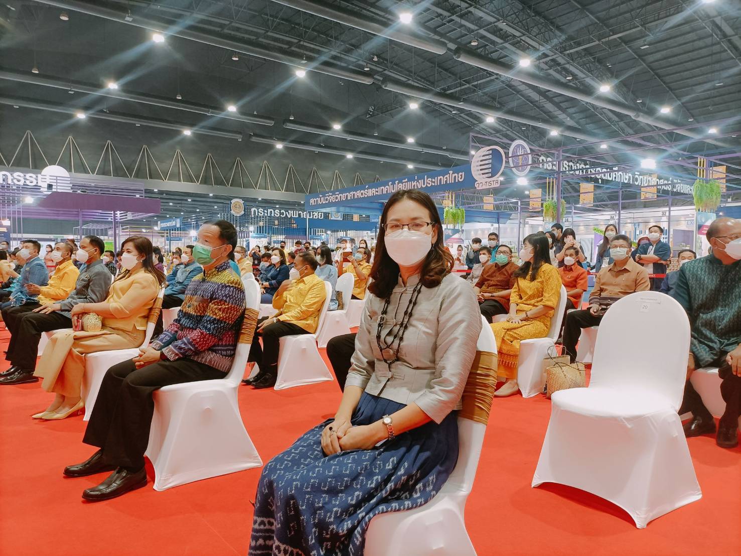 ? CDD KAN News : พช.กาญจน์ ร่วมพิธีเปิดงานโอทอปไทย สู้ภัยโควิด-19