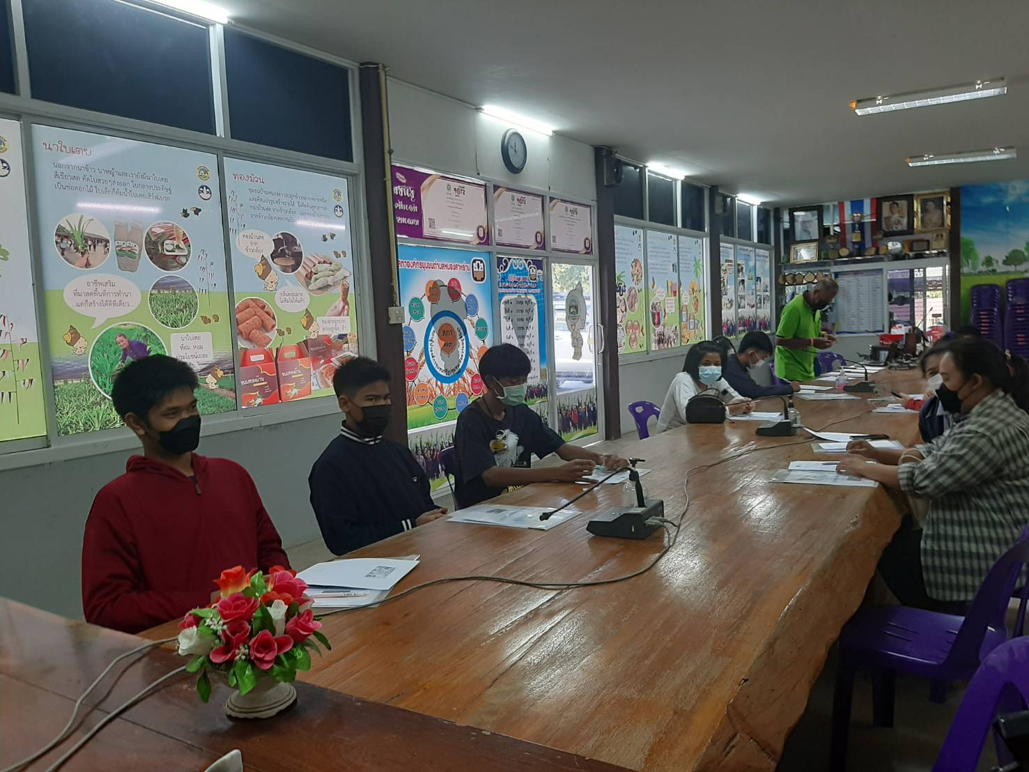 ? CDD KAN News : พัฒนาชุมชนกาญจนบุรีจัดโครงการ สนับสนุนกิจกรรมศูนย์เรียนรู้ต้นแบบหนุนเสริมสัมมาชีพชุมชนแก่เยาวชนกลุ่มเสี่ยงหรือผู้ผ่านการบำบัด