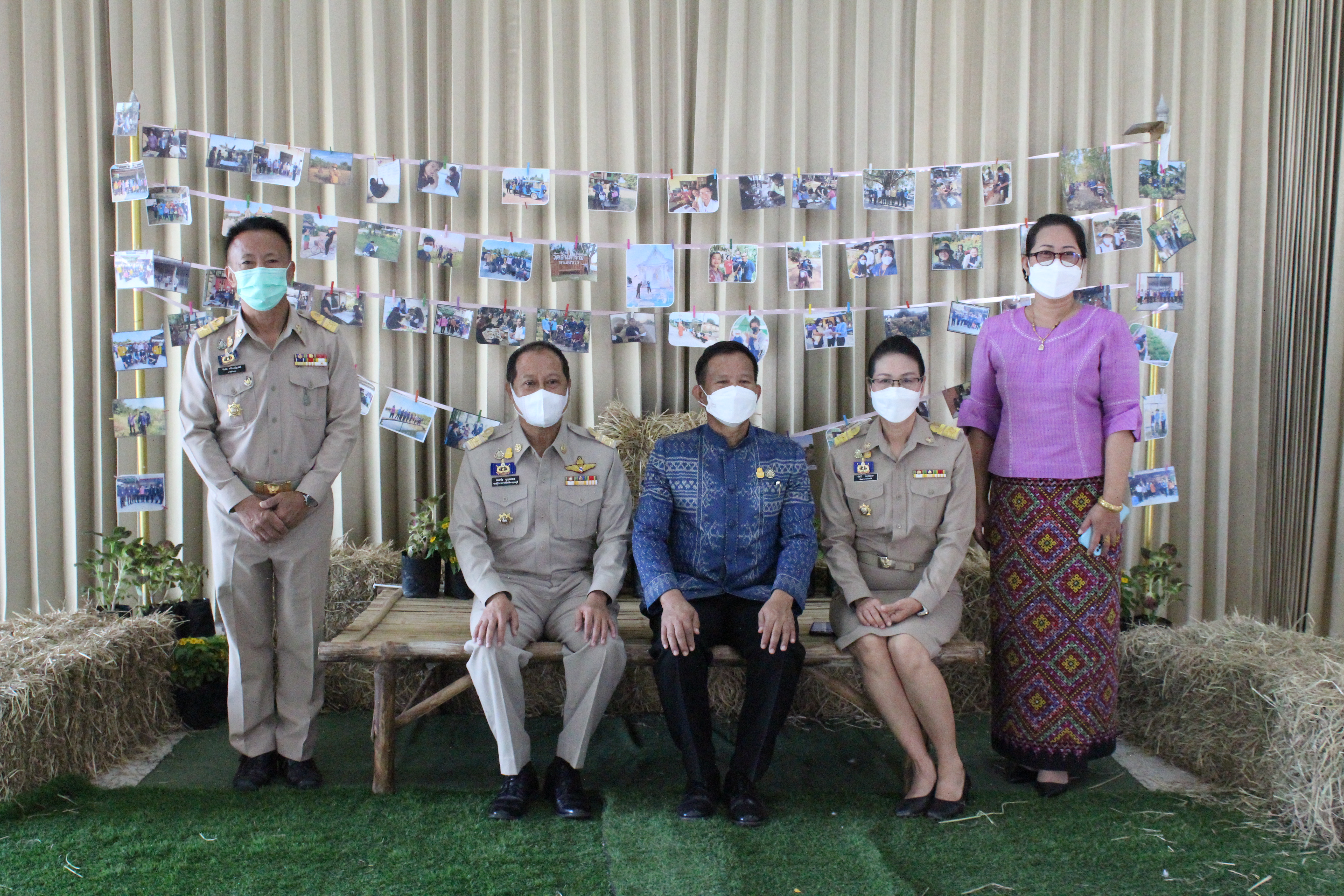 “พัฒนาชุมชนกาญจนบุรีจับมืออำเภอพนมทวน ส่งมอบพัฒนากรบรรจุใหม่ รุ่น 119”