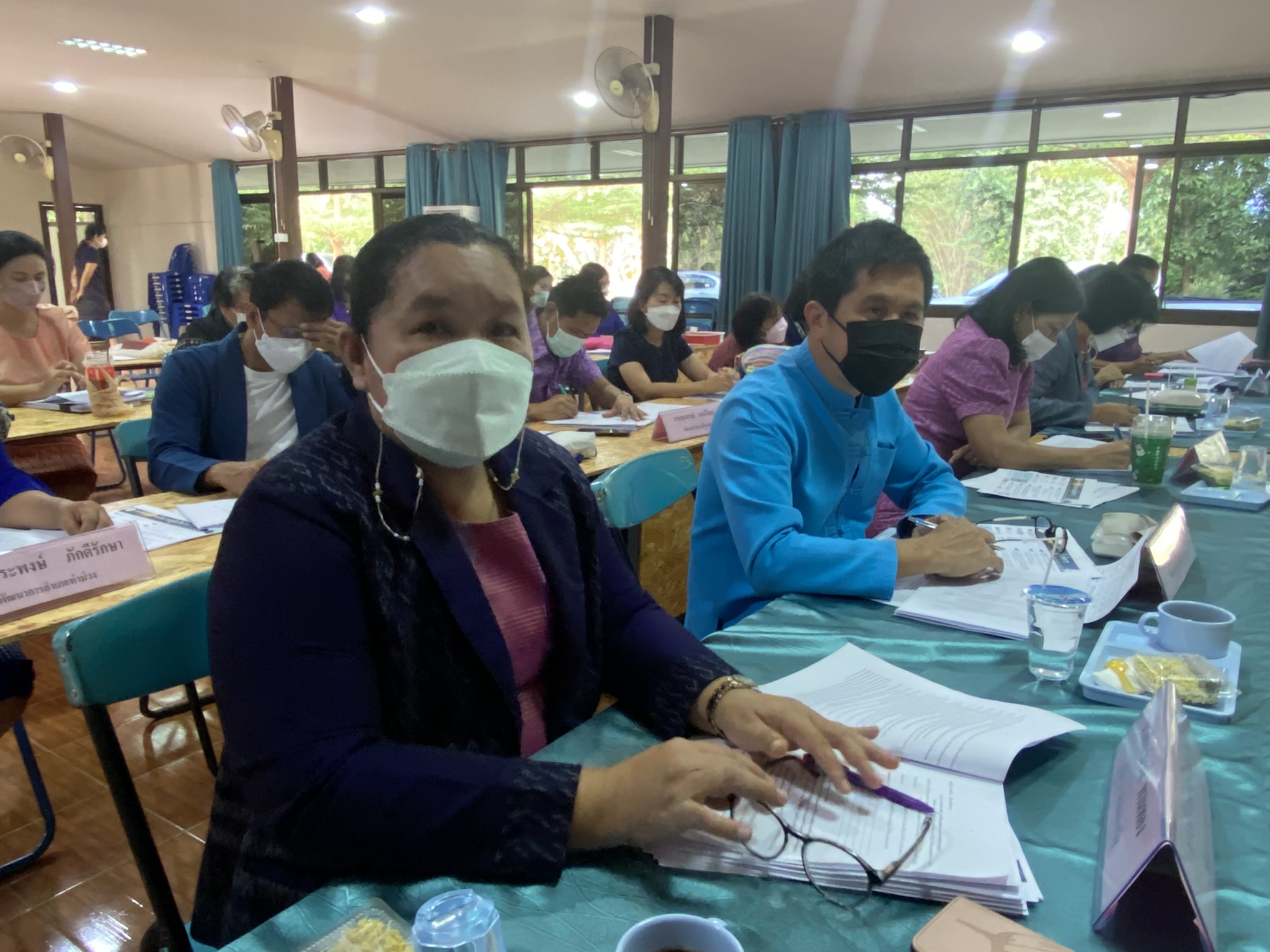 ? CDD KAN News : พช.กาญจนบุรี จัดประชุมผู้บริหารและนักวิชาการพัฒนาชุมชน สำนักงานพัฒนาชุมชนจังหวัดกาญจนบุรี ครั้งที่ 11/2564 และร่วมอวยพรปีใหม่แก่พัฒนาชุมชนจังหวัดกาญจนบุรี ???