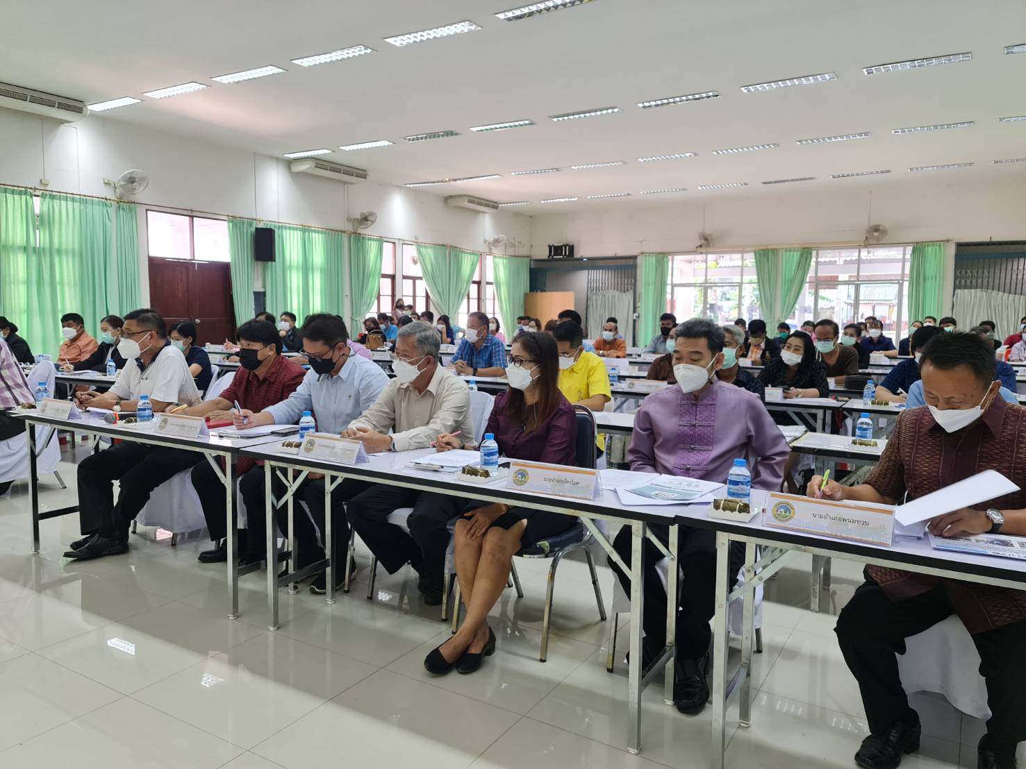 ? CDD@KAN News : พช.กาญจนบุรี จัดการประชุม คณะกรรมการศูนย์อำนวยการขจัดความยากจนและพัฒนาคนทุกช่วงวัยอย่างยั่งยืน ตามหลักปรัชญาของเศรษฐกิจพอเพียงจังหวัดกาญจนบุรี (คจพ.จ.กาญจนบุรี) ครั้งที่ 2/2565