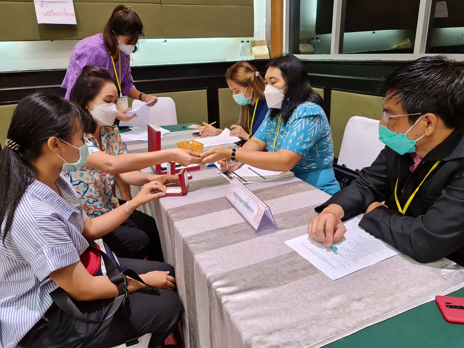 ? CDD KAN News : พช.กาญจนบุรีจัดงานคัดสรรสุดยอดหนึ่งตำบล หนึ่งผลิตภัณฑ์ ระดับจังหวัด ประจำปี 2565 (OTOP Product Champion : OPC)