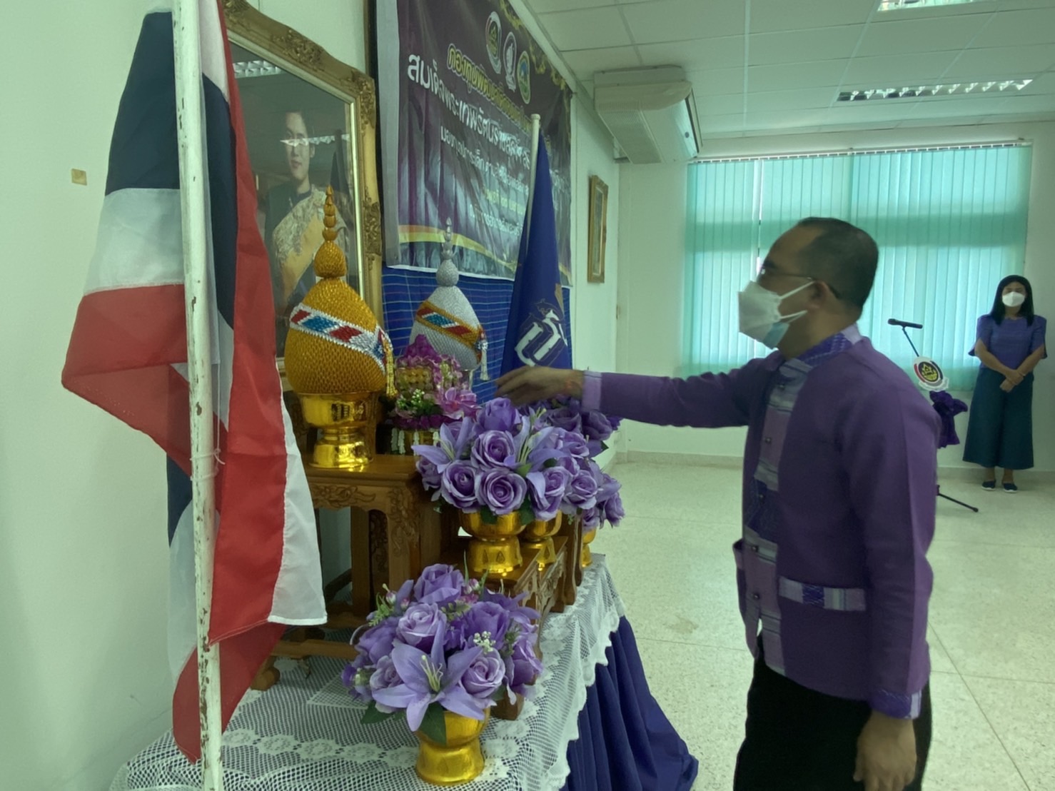 “กรมการพัฒนาชุมชน เล็งเห็นความสำคัญเด็กชนบทบ้านไล่โว่-สาละวะ มอบทุนอุปการะและสนับสนุนจัดหาวัสดุอุปกรณ์เพื่อเสริมสร้างพัฒนาการเด็กก่อนวัยเรียน มุ่งยกระดับคุณภาพชีวิตเด็กให้ดีขึ้น”