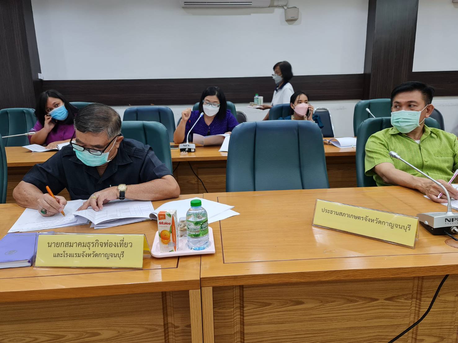 ? CDD KAN News : พช.กาญจน์จัดประชุมคณะทำงานสนับสนุนการพัฒนาเศรษฐกิจฐานรากและประชารัฐจังหวัดกาญจนบุรี ครั้งที่ 1/2565