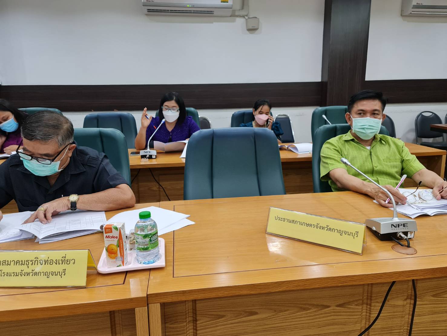 ? CDD KAN News : พช.กาญจน์จัดประชุมคณะทำงานสนับสนุนการพัฒนาเศรษฐกิจฐานรากและประชารัฐจังหวัดกาญจนบุรี ครั้งที่ 1/2565