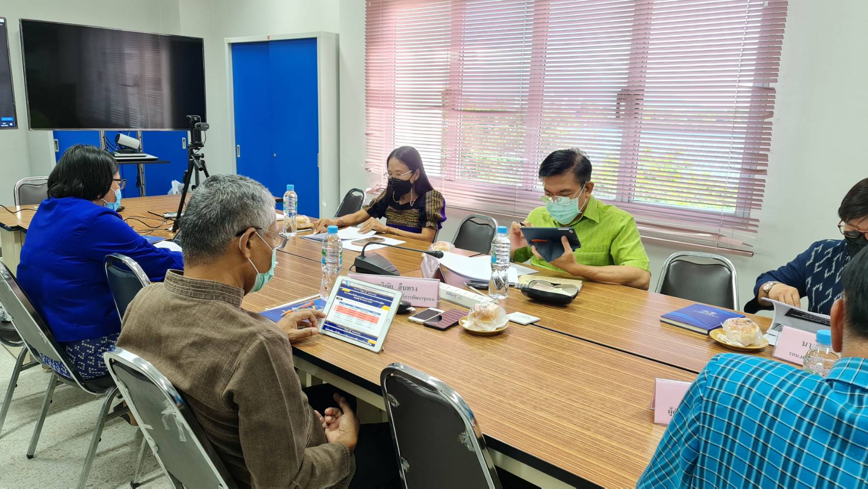 ? CDD KAN News : พช.กาญจน์ร่วมประชุมเชิงปฏิบัติการตรวจติดตามผลการดำเนินงานของหน่วยรับตรวจรายไตรมาส ครั้งที่ 2/2565