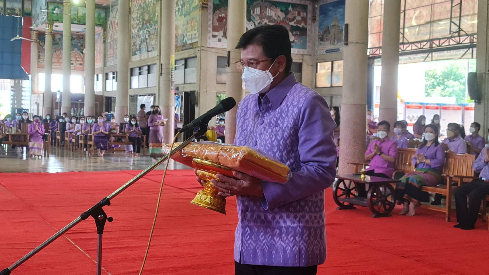 ? CDD KAN News : พช.กาญจนบุรี จัดพิธีทอดผ้าป่าสมทบกองทุนพัฒนาเด็กชนบท ในพระราชูปถัมภ์สมเด็จพระเทพรัตนราชสุดาฯ สยามบรมราชกุมารี ประจำปี 2565