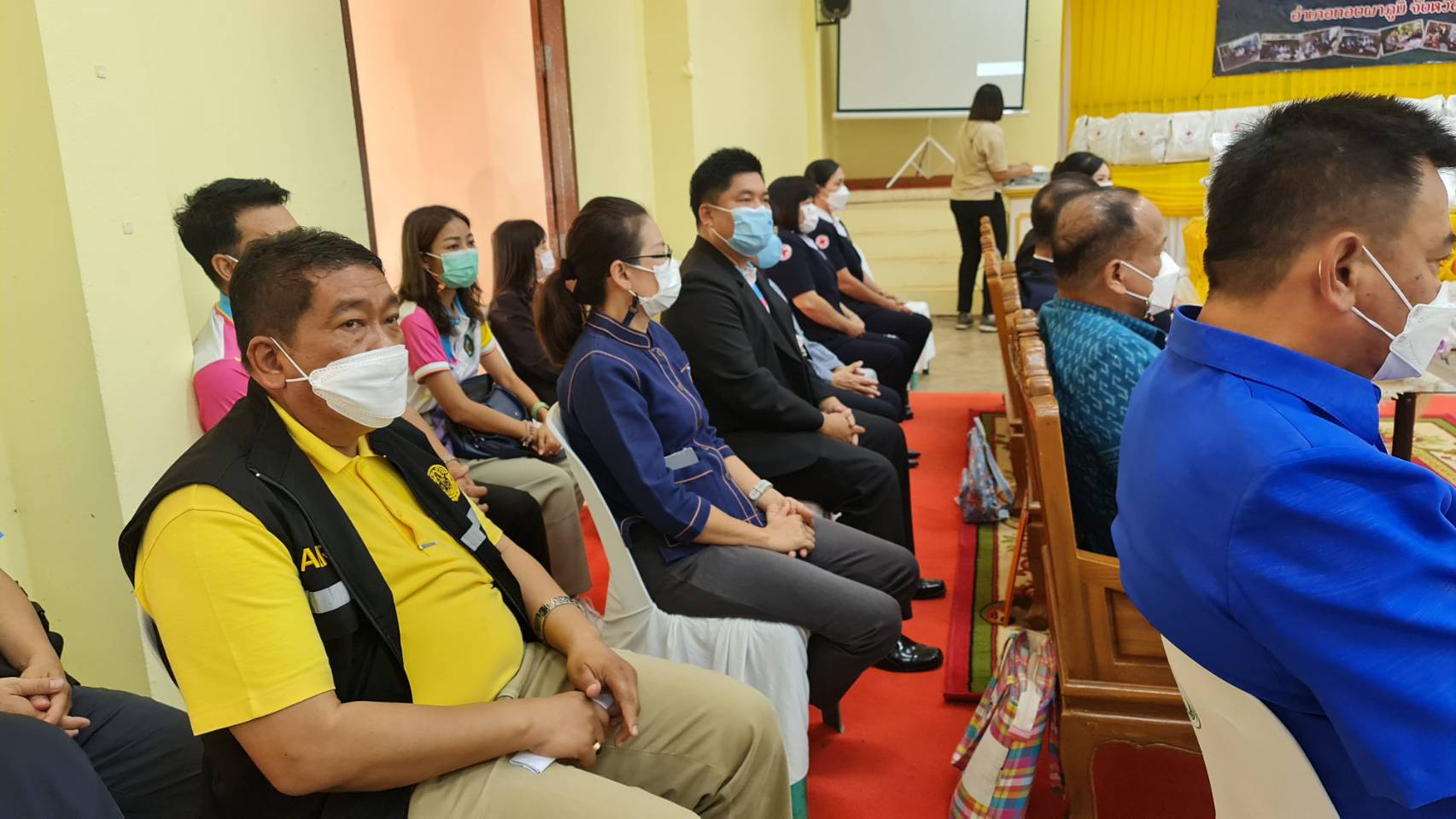 ? CDD KAN News : พช.กาญจน์ ผนึกกำลังส่วนราชการจังหวัดกาญจนบุรี ในโครงการจังหวัดเคลื่อนที่ บำบัดทุกข์ บำรุงสุข สร้างรอยยิ้มให้กับประชาชนประจำปี 2565 ในพื้นที่อำเภอทองผาภูมิ