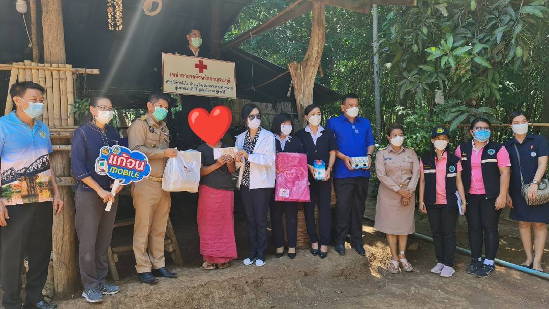? CDD KAN News : พช.กาญจน์ ผนึกกำลังส่วนราชการจังหวัดกาญจนบุรี ในโครงการจังหวัดเคลื่อนที่ บำบัดทุกข์ บำรุงสุข สร้างรอยยิ้มให้กับประชาชนประจำปี 2565 ในพื้นที่อำเภอทองผาภูมิ