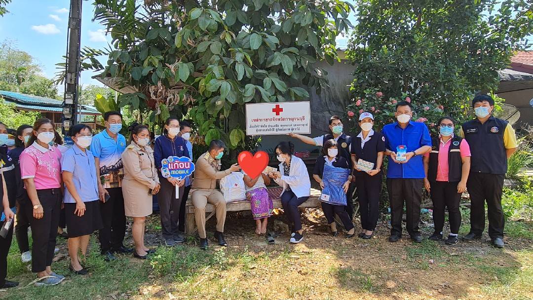 ? CDD KAN News : พช.กาญจน์ ผนึกกำลังส่วนราชการจังหวัดกาญจนบุรี ในโครงการจังหวัดเคลื่อนที่ บำบัดทุกข์ บำรุงสุข สร้างรอยยิ้มให้กับประชาชนประจำปี 2565 ในพื้นที่อำเภอทองผาภูมิ