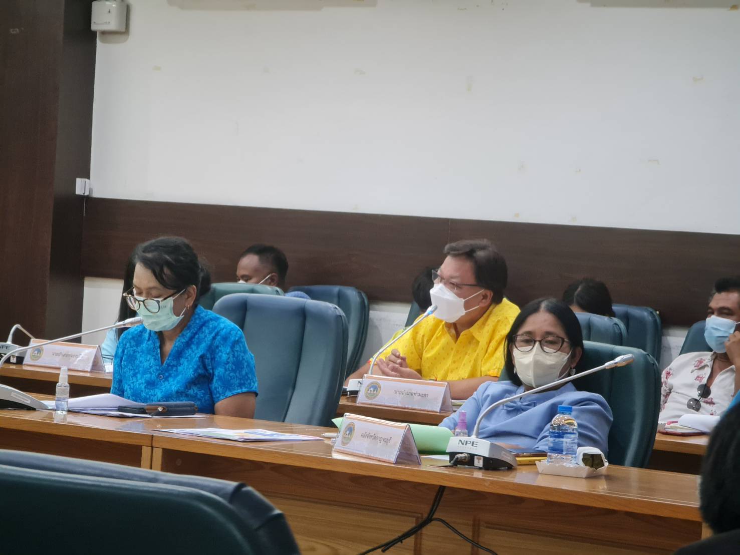 ? CDD KAN News : พช.กาญจน์จัดการประชุมติดตามผลความก้าวหน้าการดำเนินงานขจัดความยากจนและพัฒนาคนทุกช่วงวัยอย่างยั่งยืน ตามหลักปรัชญาของเศรษฐกิจพอเพียงจังหวัดกาญจนบุรี ครั้งที่ 1/2565