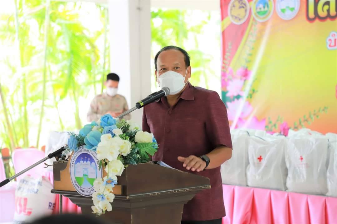 ? CDD KAN News : พช.กาญจน์ ผนึกกำลังส่วนราชการจังหวัดกาญจนบุรี ในโครงการจังหวัดเคลื่อนที่ บำบัดทุกข์ บำรุงสุข สร้างรอยยิ้มให้กับประชาชนประจำปี 2565 ในพื้นที่อำเภอเมืองกาญจนบุรี พร้อมลงพื้นที่เยี่ยมเยียนและมอบสิ่งของ“แก้จน Mobile”ให้กับครอบครัวที่ต้องได้รับการช่วยเหลือ