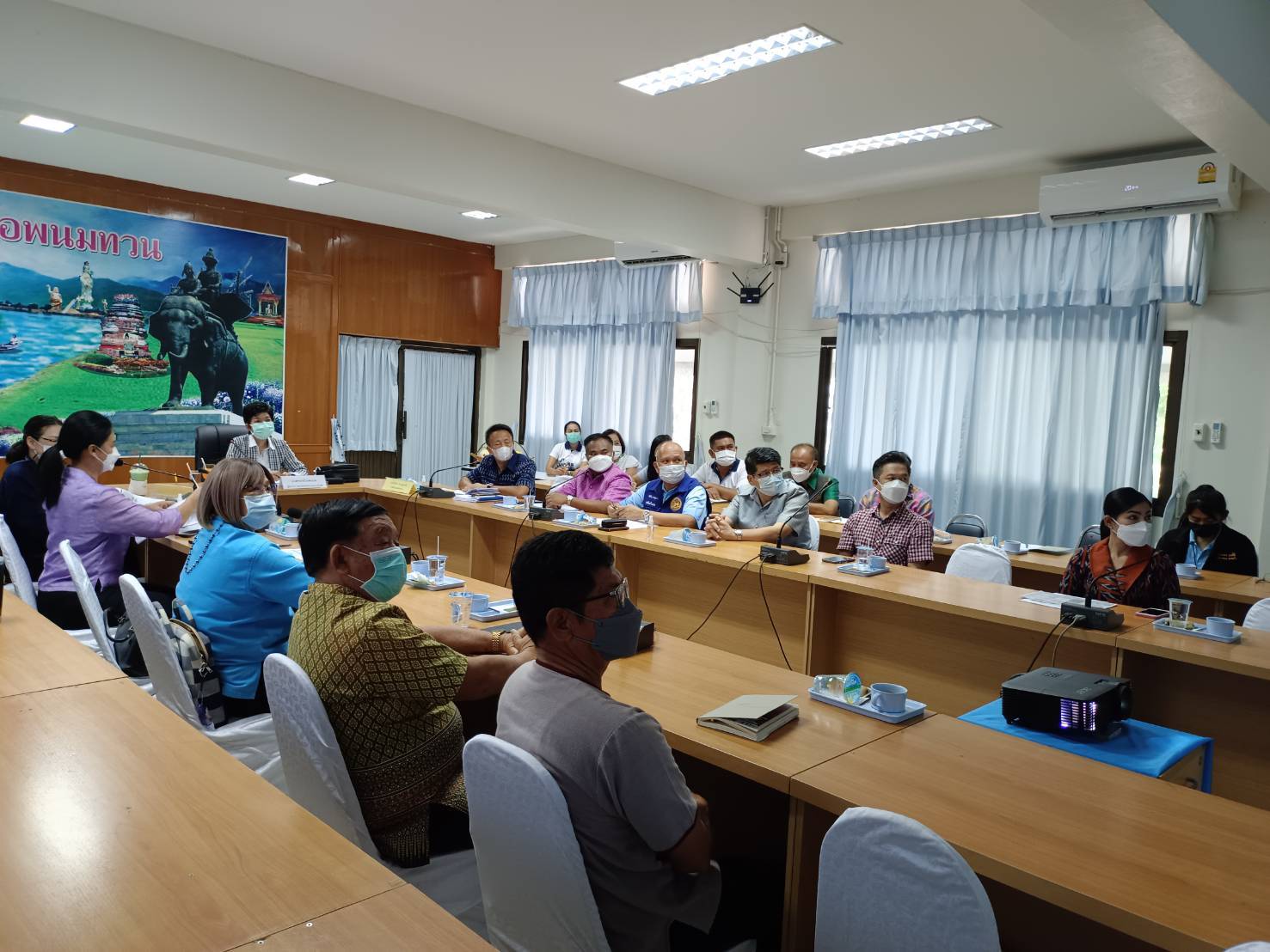 ? CDD KAN News : พช.กาญจน์ ร่วมให้การต้อนรับผู้ตรวจราชการกระทรวงมหาดไทย เนื่องในโอกาสลงพื้นที่ตรวจติดตามในประเด็นการตรวจราชการประจำเดือนมิถุนายน 2565 ในพื้นที่จังหวัดกาญจนบุรี