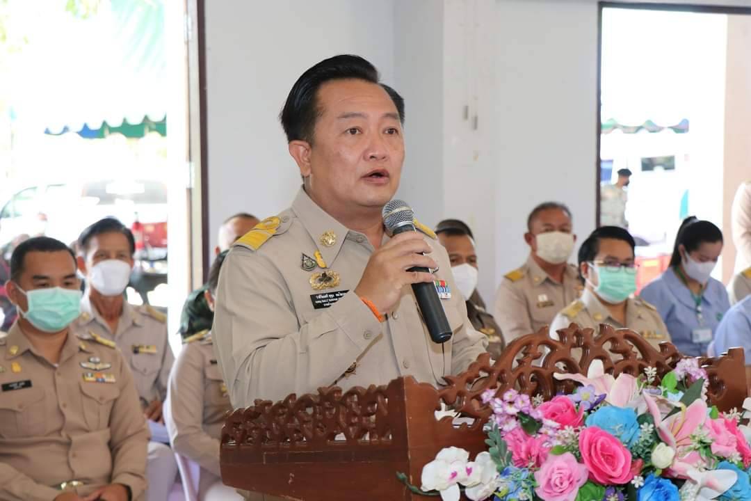 ? CDD KAN News : พช.กาญจน์ ผนึกกำลังร่วมกับส่วนราชการจังหวัดกาญจนบุรี ในโครงการจังหวัดเคลื่อนที่ บำบัดทุกข์ บำรุงสุข สร้างรอยยิ้มให้กับประชาชนประจำปี 2565 ในพื้นที่อำเภอหนองปรือ พร้อมลงพื้นที่เยี่ยมเยียนครัวเรือนยากจนที่ตกเกณฑ์ TPMAP ตามกิจกรรม “แก้จน Mobile”