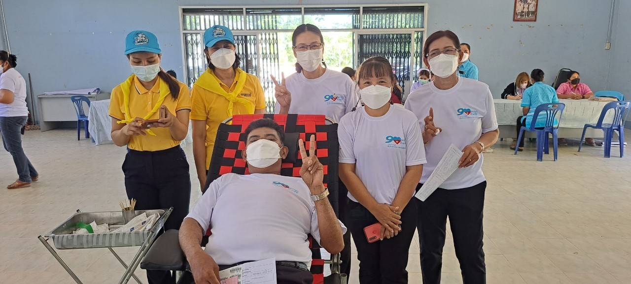 ? พัฒนาชุมชนกาญจนบุรี จับมือเครือข่ายกองทุนแม่ของแผ่นดินจังหวัดกาญจนบุรี จัดกิจกรรมบริจาคโลหิต “90 พรรษา 90 ล้านซีซี ถวายราชสดุดี สมเด็จพระบรมราชชนนีพันปีหลวง”? พัฒนาชุมชนกาญจนบุรี จับมือเครือข่ายกองทุนแม่ของแผ่นดินจังหวัดกาญจนบุรี จัดกิจกรรมบริจาคโลหิต “90 พรรษา 90 ล้านซีซี ถวายราชสดุดี สมเด็จพระบรมราชชนนีพันปีหลวง”
