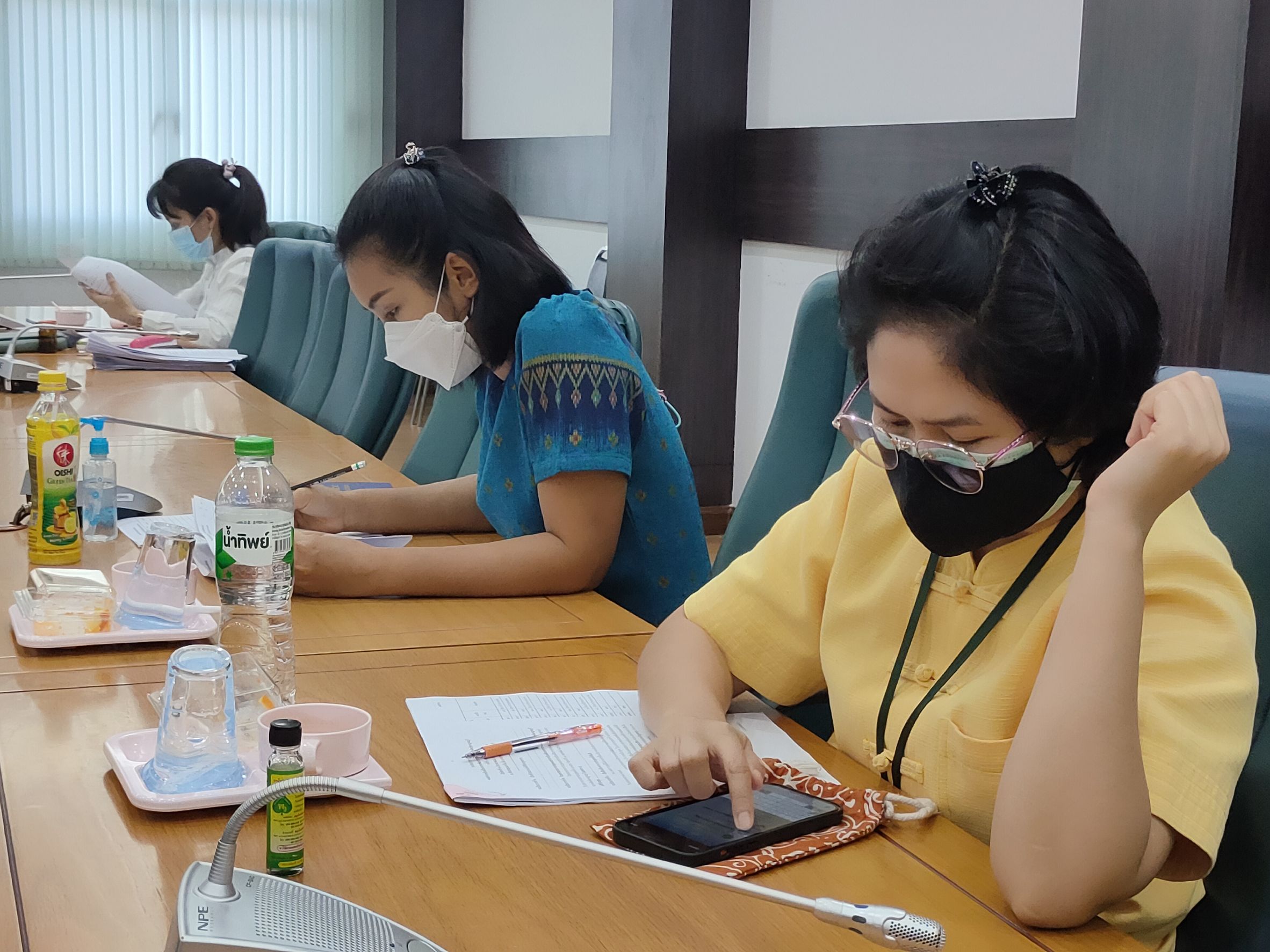 ? CDD KAN News : พช.กาญจนบุรี จัดการประชุมคณะทำงานขับเคลื่อนกองทุนพัฒนาบทบาทสตรีระดับจังหวัดกาญจนบุรี ครั้งที่ 3/2565