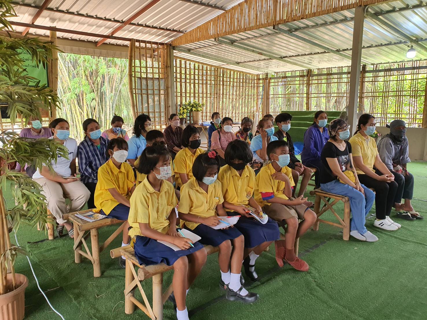? CDD KAN News : พัฒนาการจังหวัดกาญจนบุรี เป็นประธานโครงการ สานพลังสตรีกาญจน์ ขจัดความยากจนอย่างยั่งยืน ณ อำเภอด่านมะขามเตี้ย