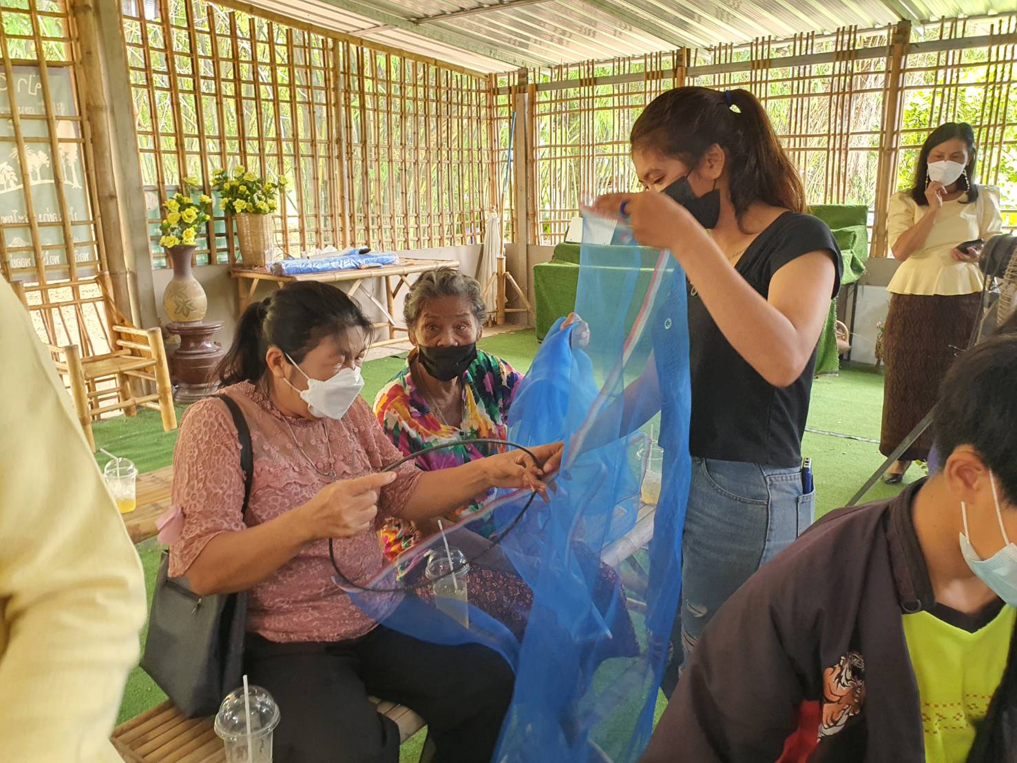 ? CDD KAN News : พัฒนาการจังหวัดกาญจนบุรี เป็นประธานโครงการ สานพลังสตรีกาญจน์ ขจัดความยากจนอย่างยั่งยืน ณ อำเภอด่านมะขามเตี้ย