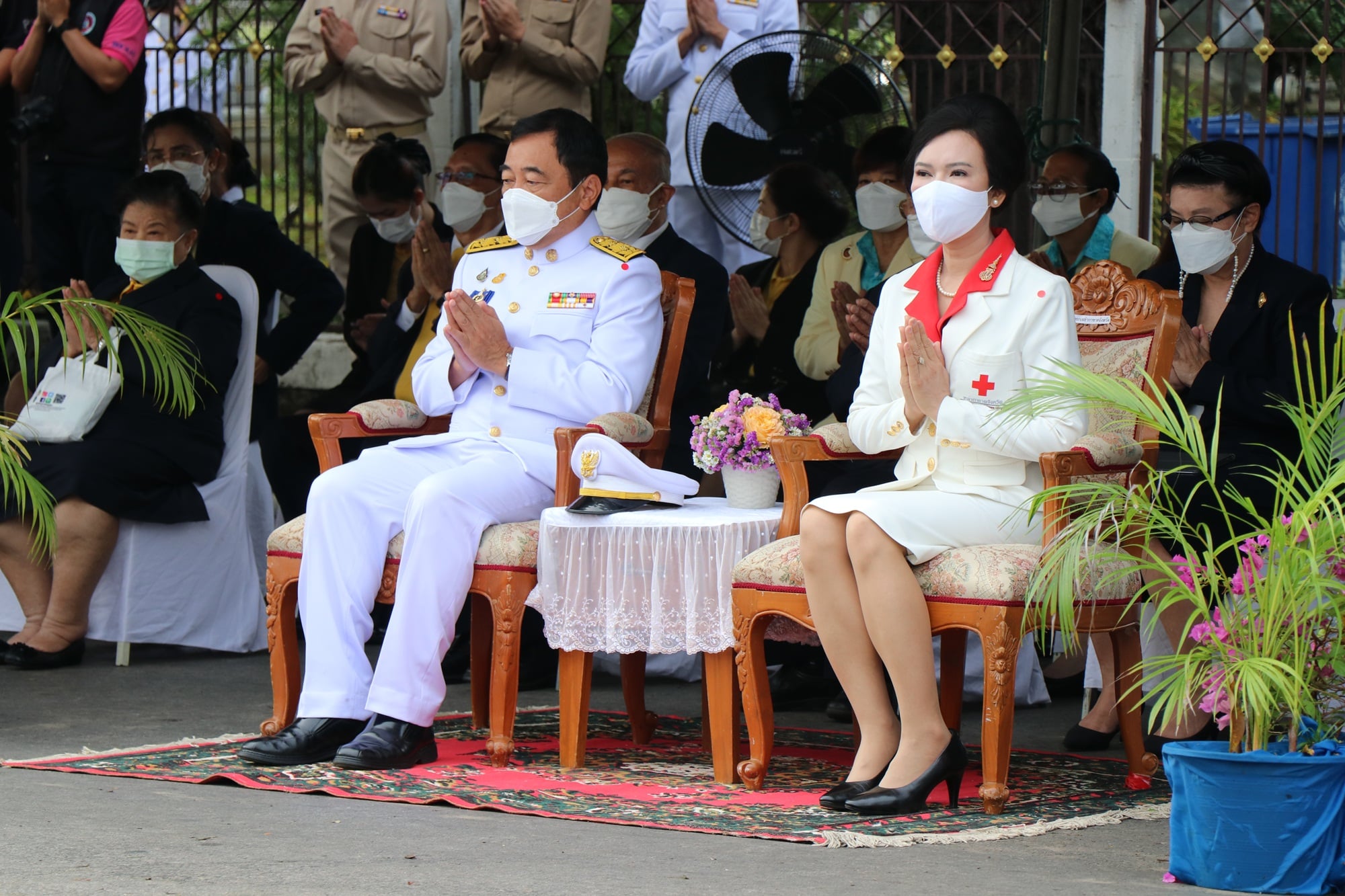 ? CDD KAN News : พช.กาญจนบุรี ถวายราชสักการะพระบรมราชานุสาวรีย์ พระบาทสมเด็จพระนั่งเกล้าเจ้าอยู่หัว ในวันแผ่นดินสมเด็จพระนั่งเกล้าเจ้าอยู่หัว