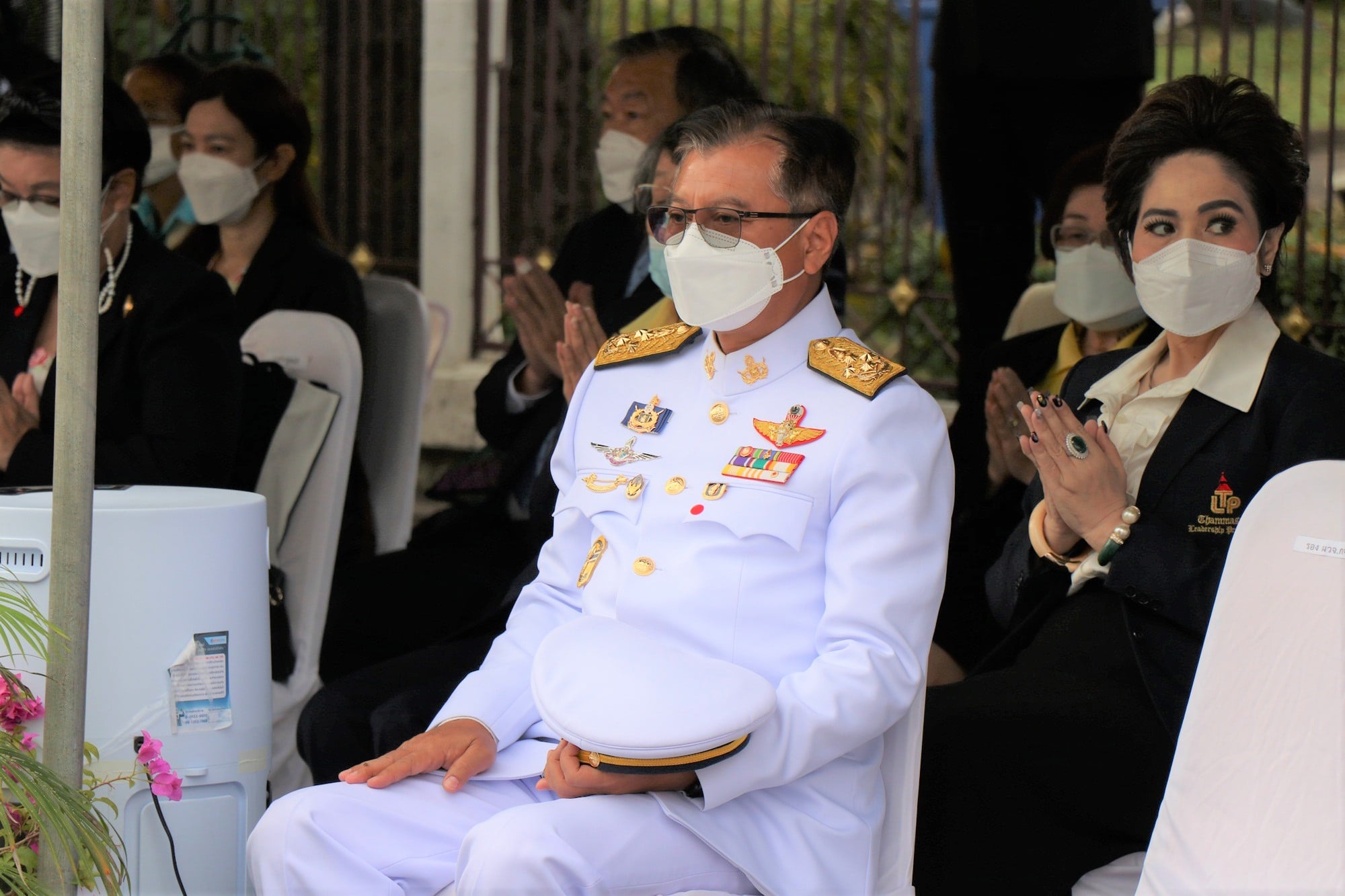 ? CDD KAN News : พช.กาญจนบุรี ถวายราชสักการะพระบรมราชานุสาวรีย์ พระบาทสมเด็จพระนั่งเกล้าเจ้าอยู่หัว ในวันแผ่นดินสมเด็จพระนั่งเกล้าเจ้าอยู่หัว
