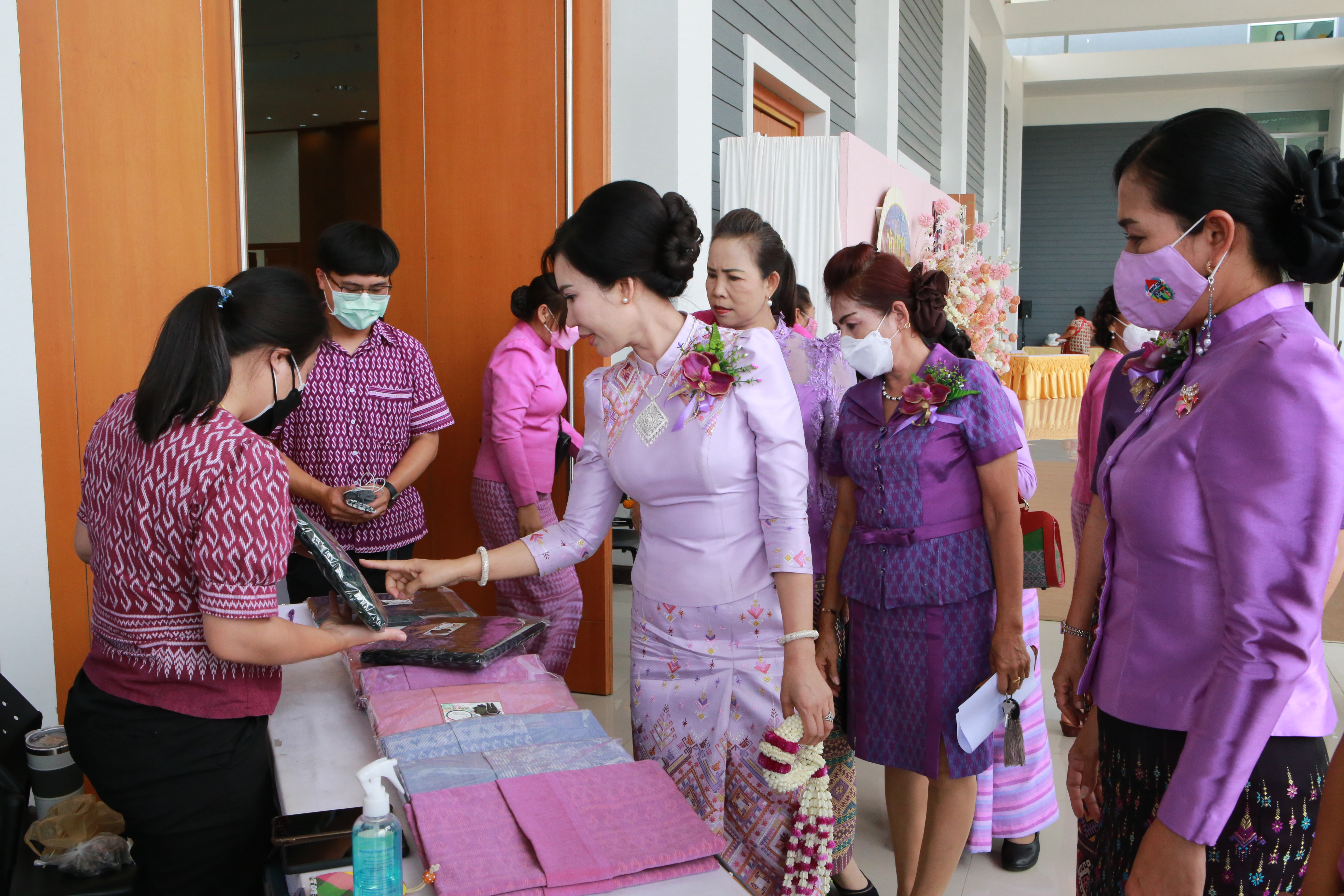 “คณะกรรมการสตรีกาญจนบุรี จัดงานพัฒนาศักยภาพยิ่งใหญ่ มุ่งเป็นผู้นำสตรียุคใหม่ 2022”