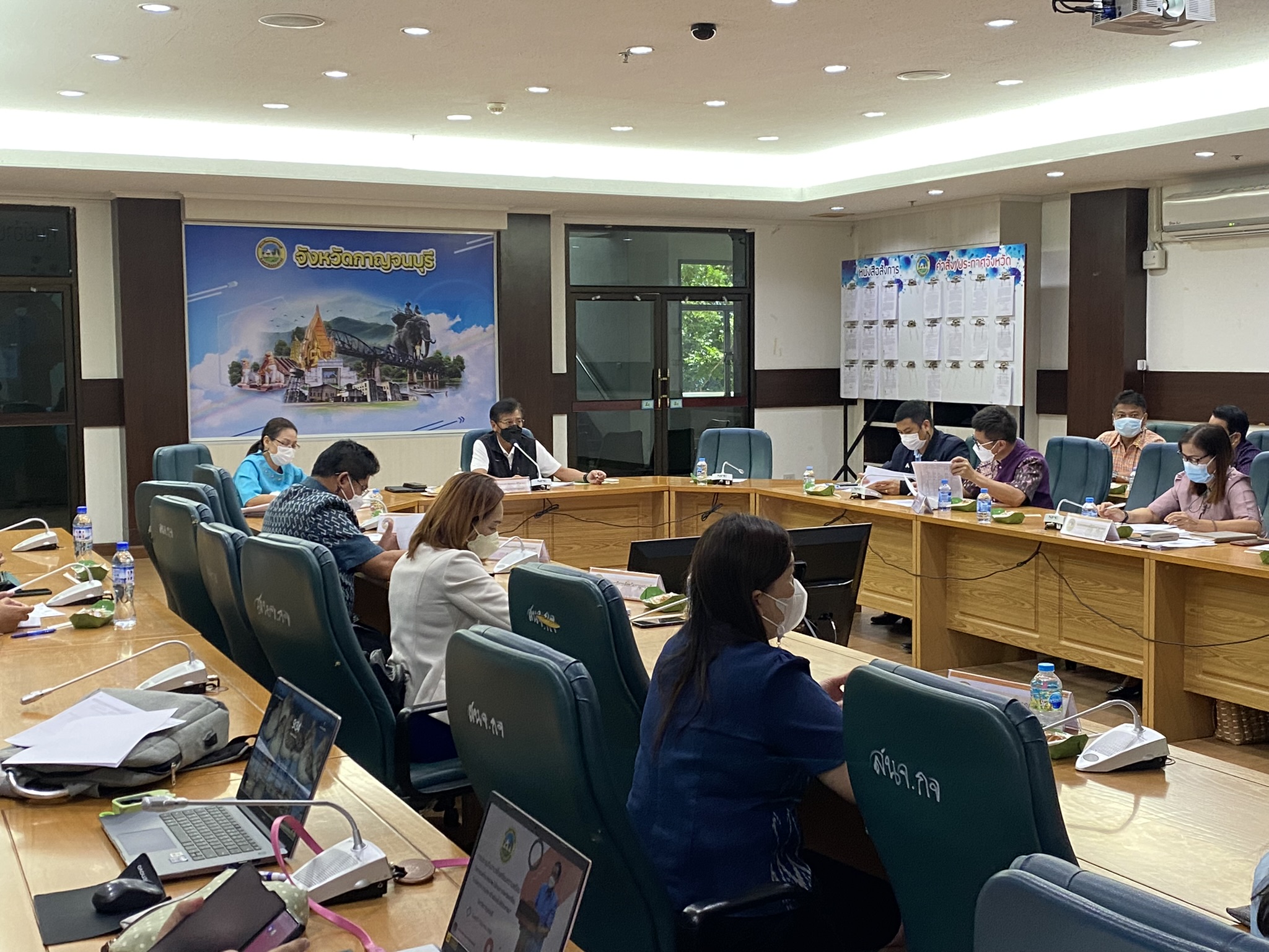CDD@KAN News >>>เมืองกาญจน์ จัดประชุมเตรียมลงพื้นที่ลุย “แก้จน Mobile” 5 อำเภอสุดท้าย เพื่อสร้างสุขให้คนเมืองกาญจน์เต็มรูปแบบ