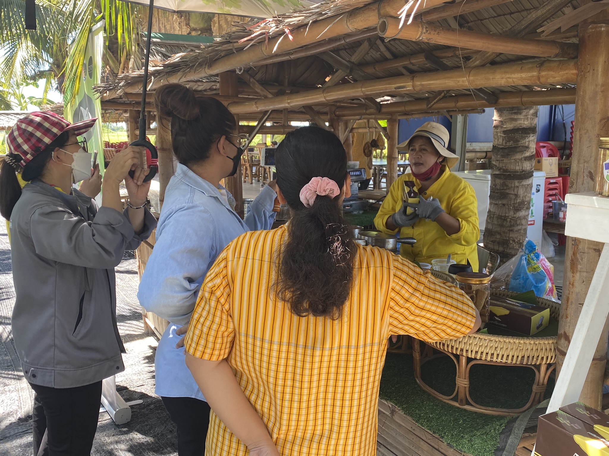 ? CDD KAN News : พช.กาญจนบุรี ประกวดผู้นำจิตอาสาพัฒนาชุมชนดีเด่น ภายใต้โครงการเสริมสร้างและพัฒนาผู้นำการเปลี่ยนแปลง ประจำปีงบประมาณ พ.ศ. 2565 ระดับเขตตรวจราชการที่ 3