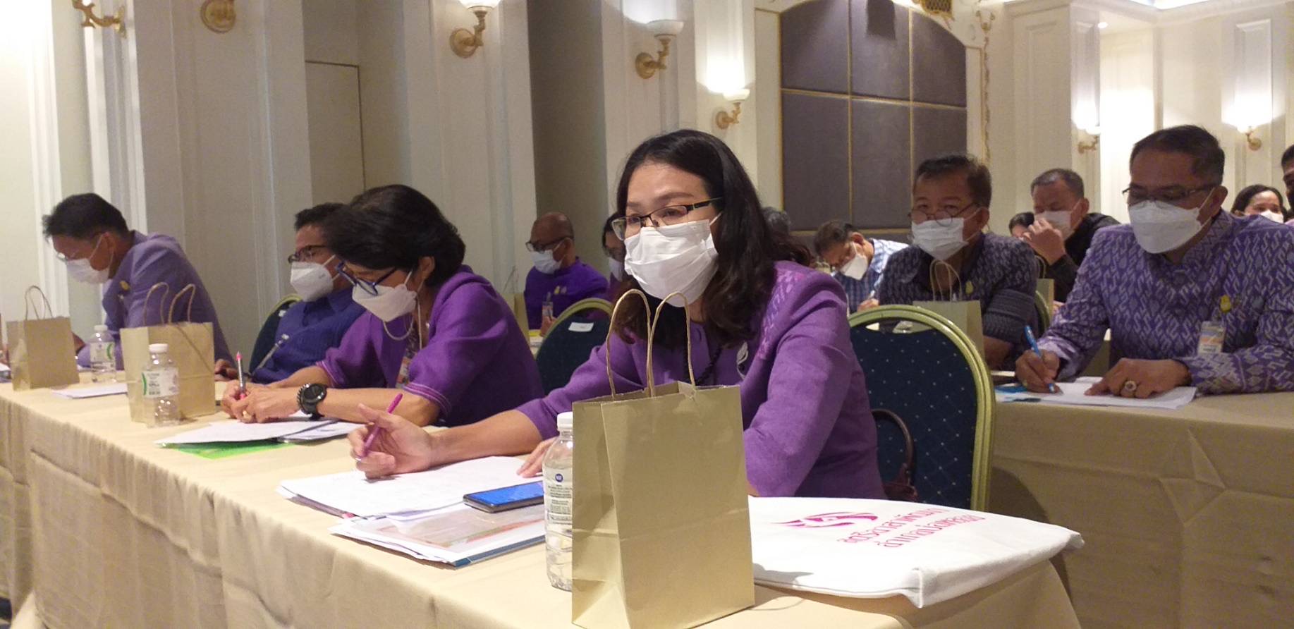 พัฒนาการจังหวัดกาญจนบุรี ร่วมประชุมผู้บริหารกรมการพัฒนาชุมชน