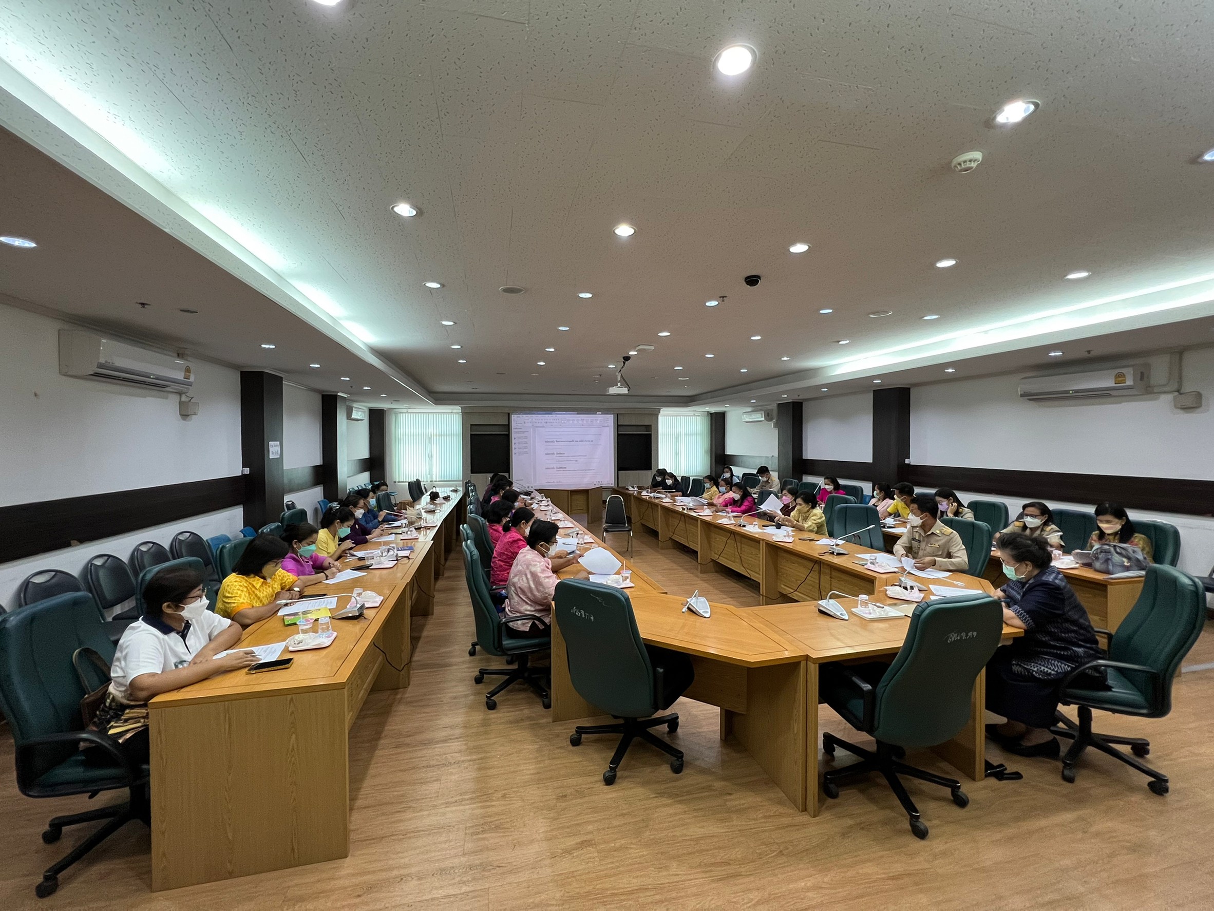? CDD KAN News : พช.กาญจนบุรี จัดการประชุมคณะกรรมการพัฒนาสตรีจังหวัดกาญจนบุรี (กพสจ.) ครั้งที่ 2/2565
