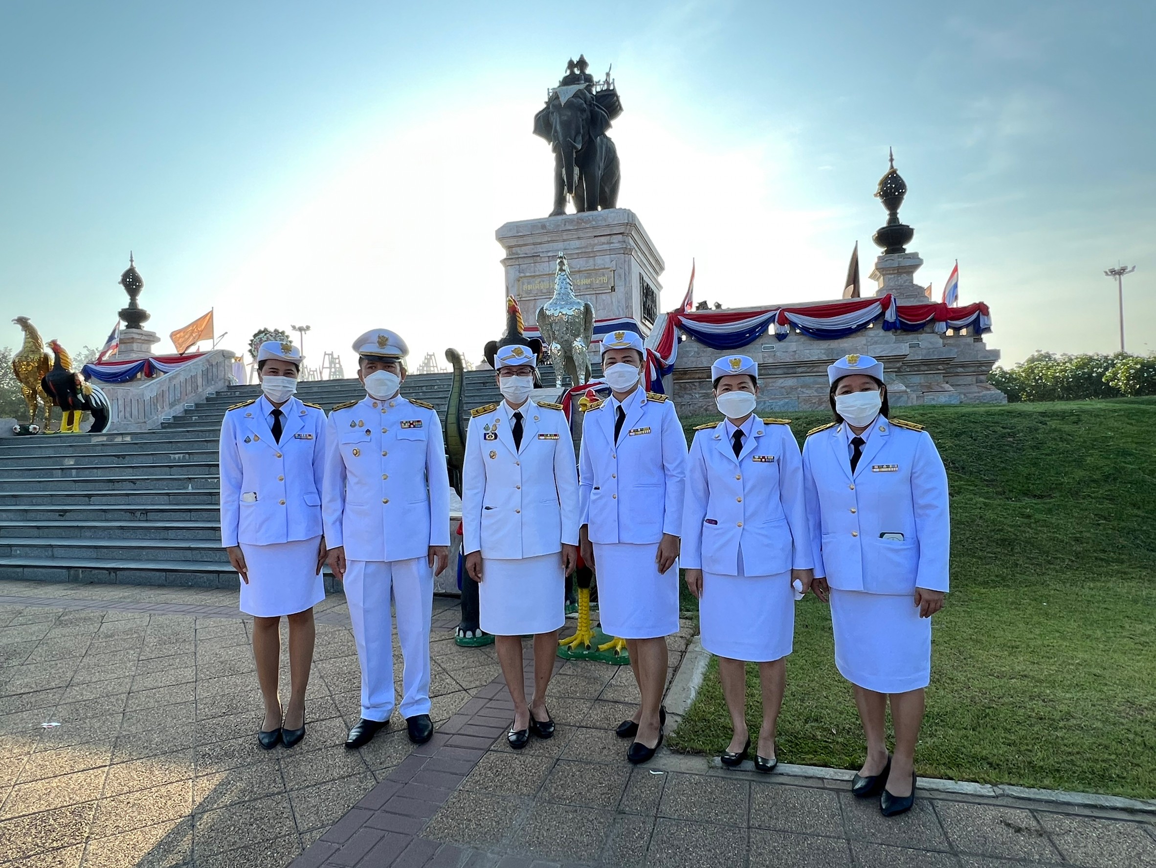 ? CDD KAN News : พช.กาญจน์ ร่วมถวายราชสักการะพระบรมราชานุสาวรีย์ สมเด็จพระนเรศวรมหาราช เนื่องในวันคล้ายวันสวรรคต เพื่อน้อมรำลึกถึงพระเกียรติคุณของพระองค์ในการกอบกู้เอกราชให้แก่ประเทศไทย