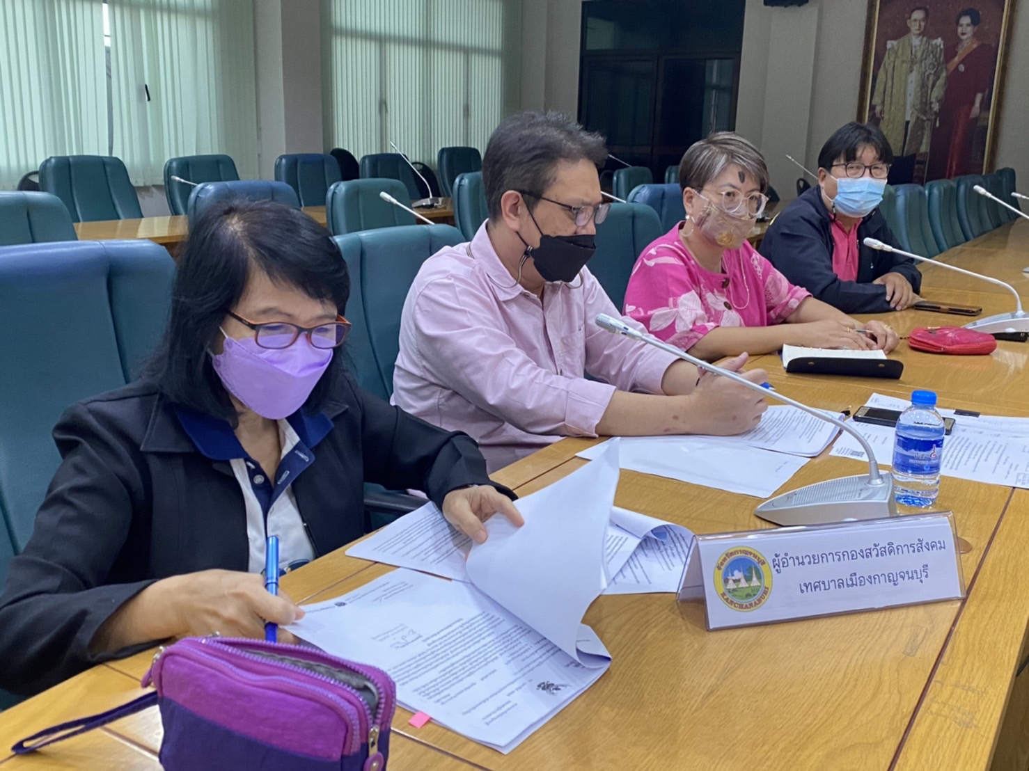 ? CDD KAN News : พช.กาญจน์ จัดประชุมคณะกรรมการบริหารศูนย์อำนวยการปฏิบัติการขจัดความยากจนและพัฒนาคนทุกช่วงวัยอย่างยั่งยืนตามหลักปรัชญาของเศรษฐกิจพอเพียงเทศบาลเมือง