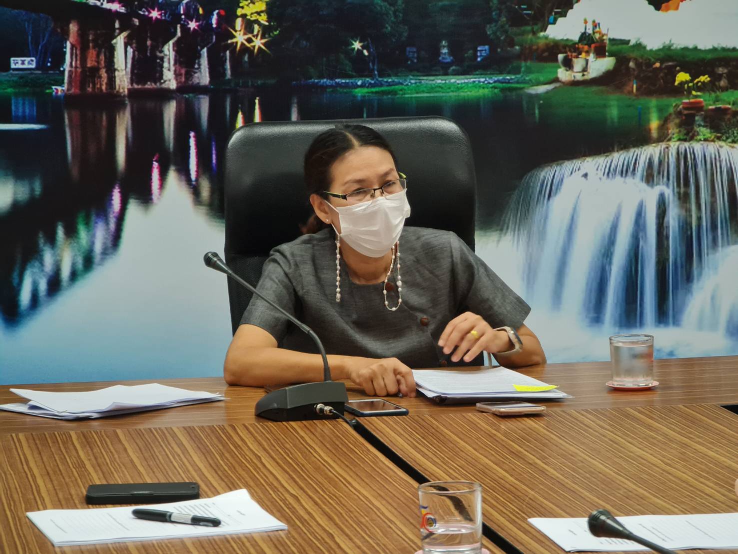 ? CDD KAN News : พัฒนาการจังหวัดกาญจนบุรี ร่วมให้สัมภาษณ์ เรื่อง “การบริหารราชการแผ่นดินบนพื้นฐานหลักปรัชญาของเศรษฐกิจพอเพียง ระยะที่ 2” แก่ศูนย์ศึกษาการพัฒนาที่ยั่งยืนและเศรษฐกิจพอเพียง