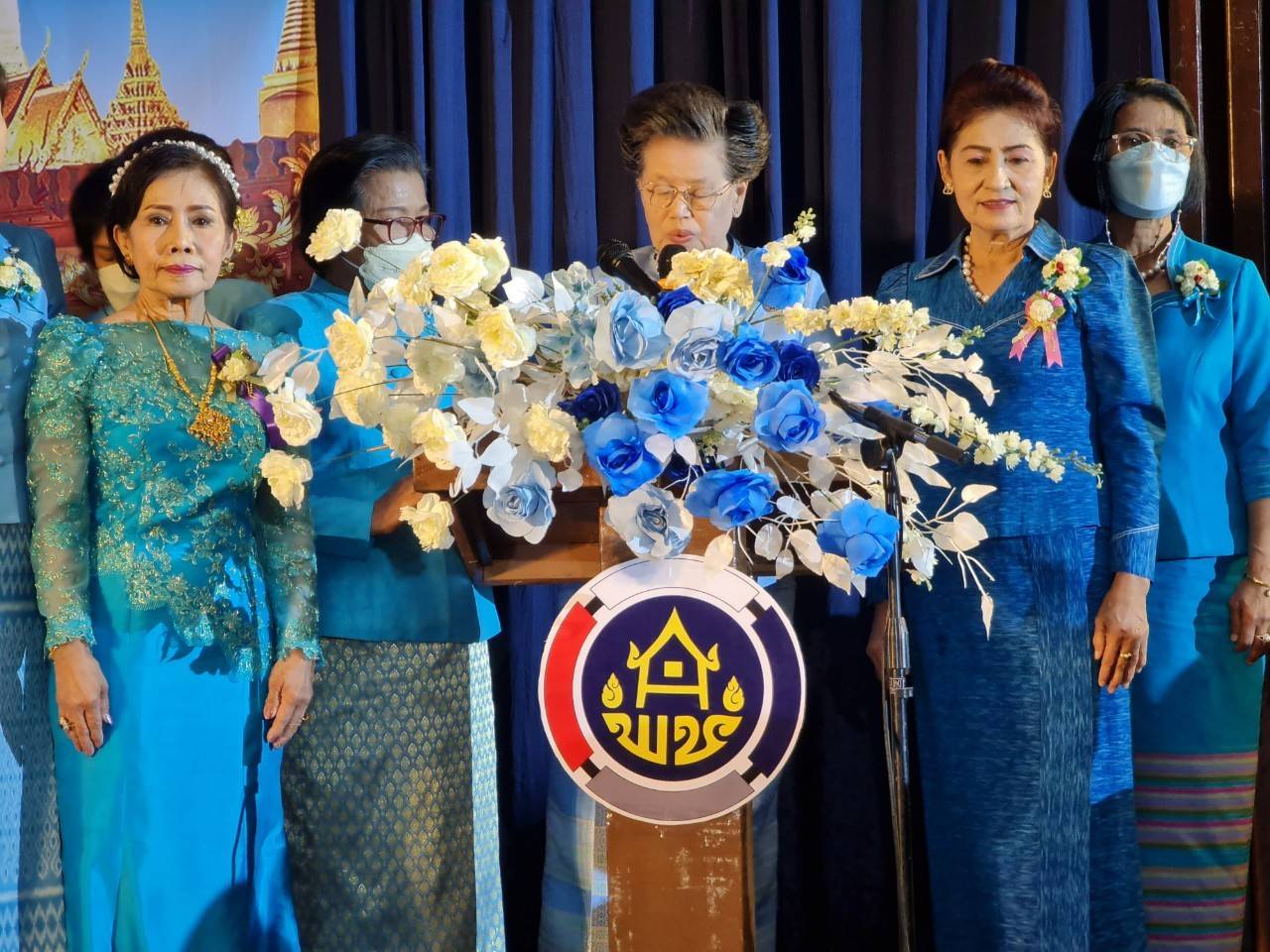 ? CDD KAN News : นายกสมาคมผู้นำสตรีพัฒนาชุมชนจังหวัด ร่วมกับ พช.กาญจน์ จัดงาน “รวมใจแม่และสตรีไทย ถวายแด่แม่ของแผ่นดิน” ประจำปี 2565