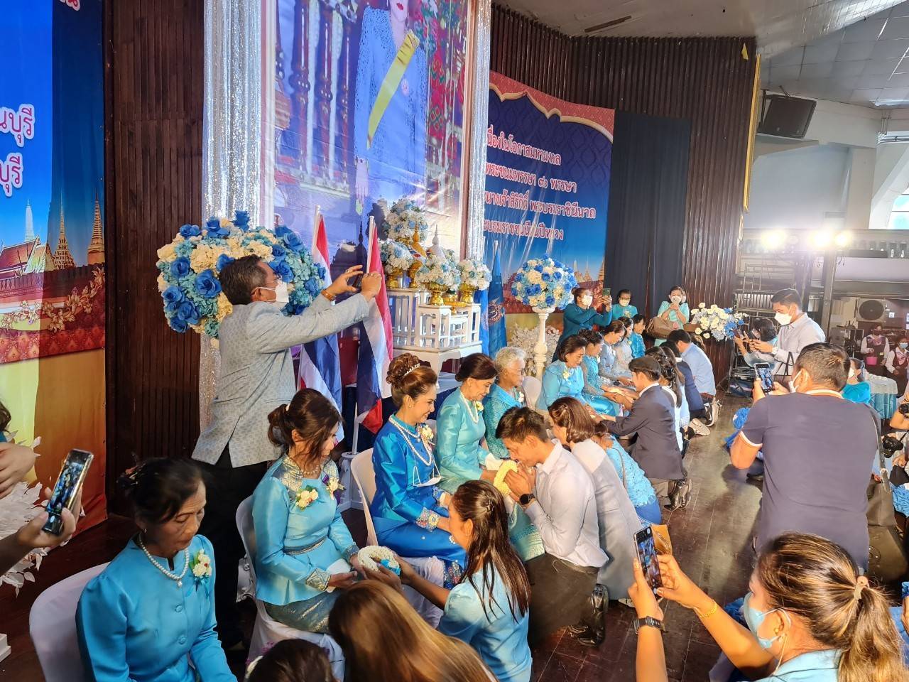? CDD KAN News : นายกสมาคมผู้นำสตรีพัฒนาชุมชนจังหวัด ร่วมกับ พช.กาญจน์ จัดงาน “รวมใจแม่และสตรีไทย ถวายแด่แม่ของแผ่นดิน” ประจำปี 2565